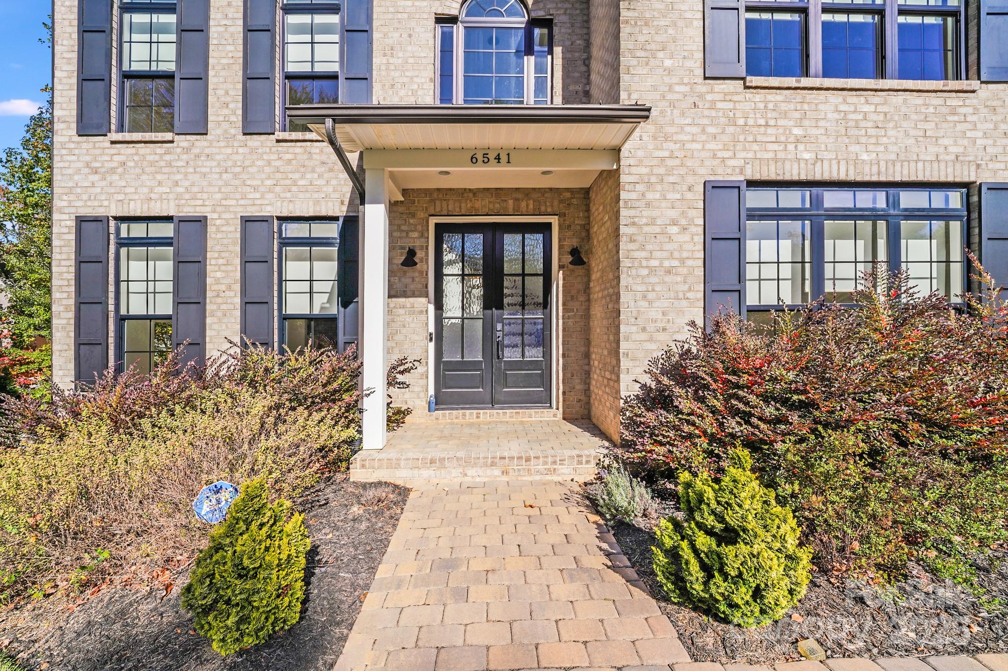 6541 Gardner Lane
