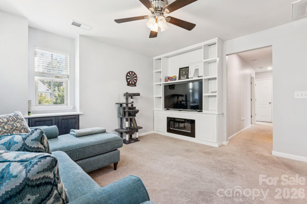 3018 Oakmere Road