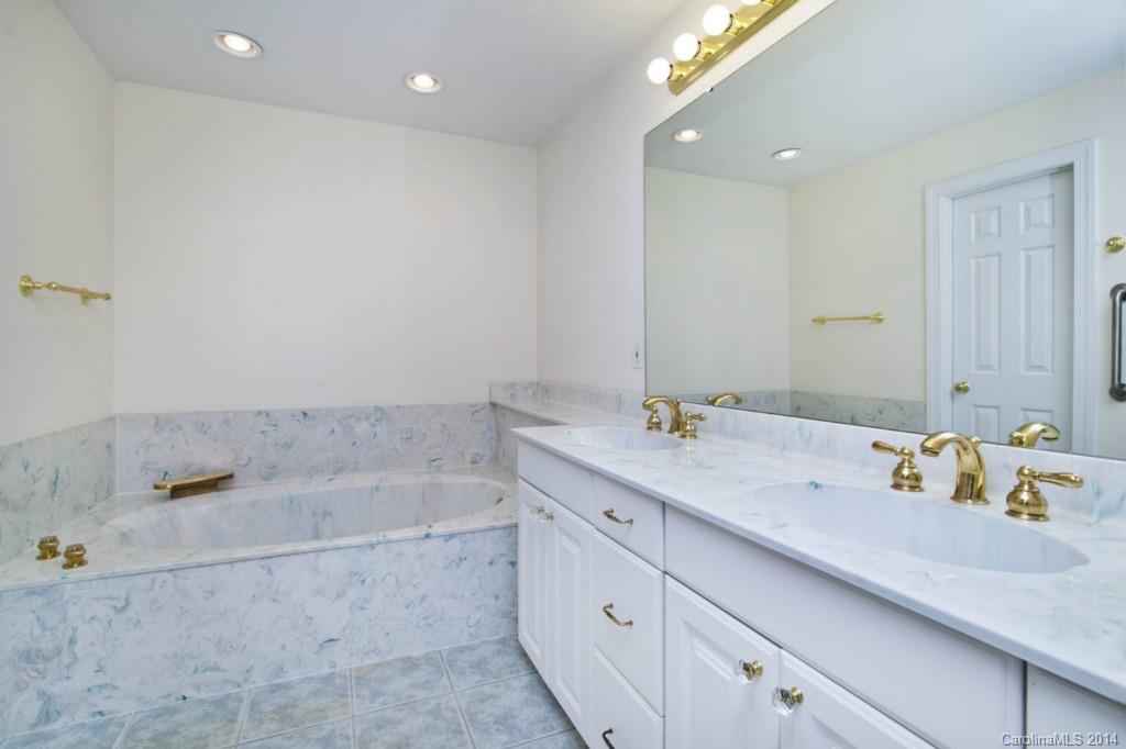 Gibbs Cove - Residential