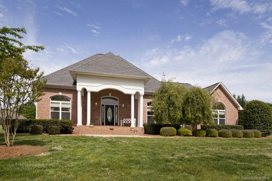 This is a large 3 bedroom, split floor plan ranch home. The home is full brick and on a .87 acre lot! The community has lake access, a boat ramp and boat storage! The back yard could have a pool! Inside there is a large, open Great Room that leads to the Kitchen with custom cabinets, plenty of storage and counter space! The Master bedroom has vaulted ceilings, a large en suite and a walk-in closet with a closet system. This is a great home and a great chance for the lake life!