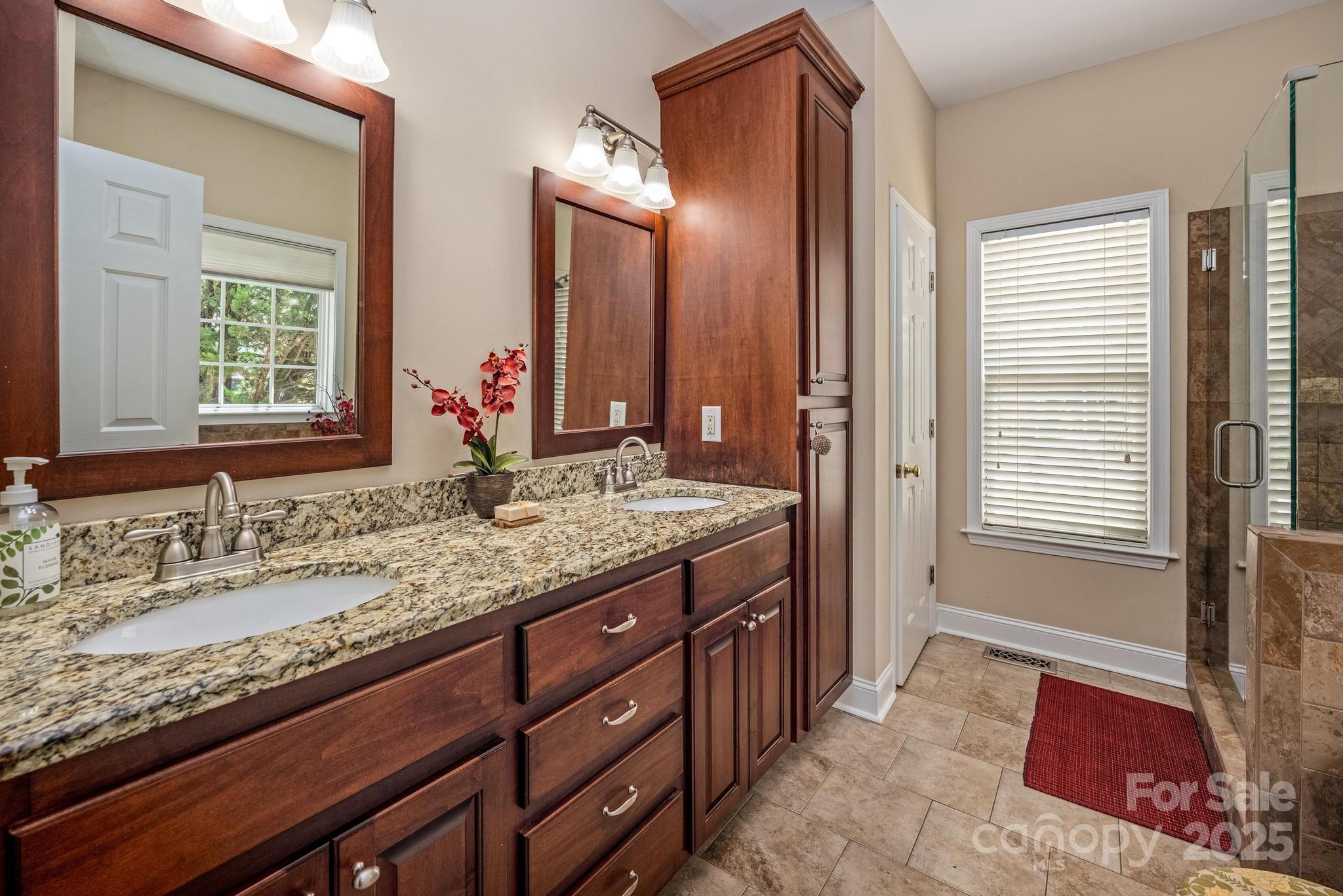7245 Willow Brook Court