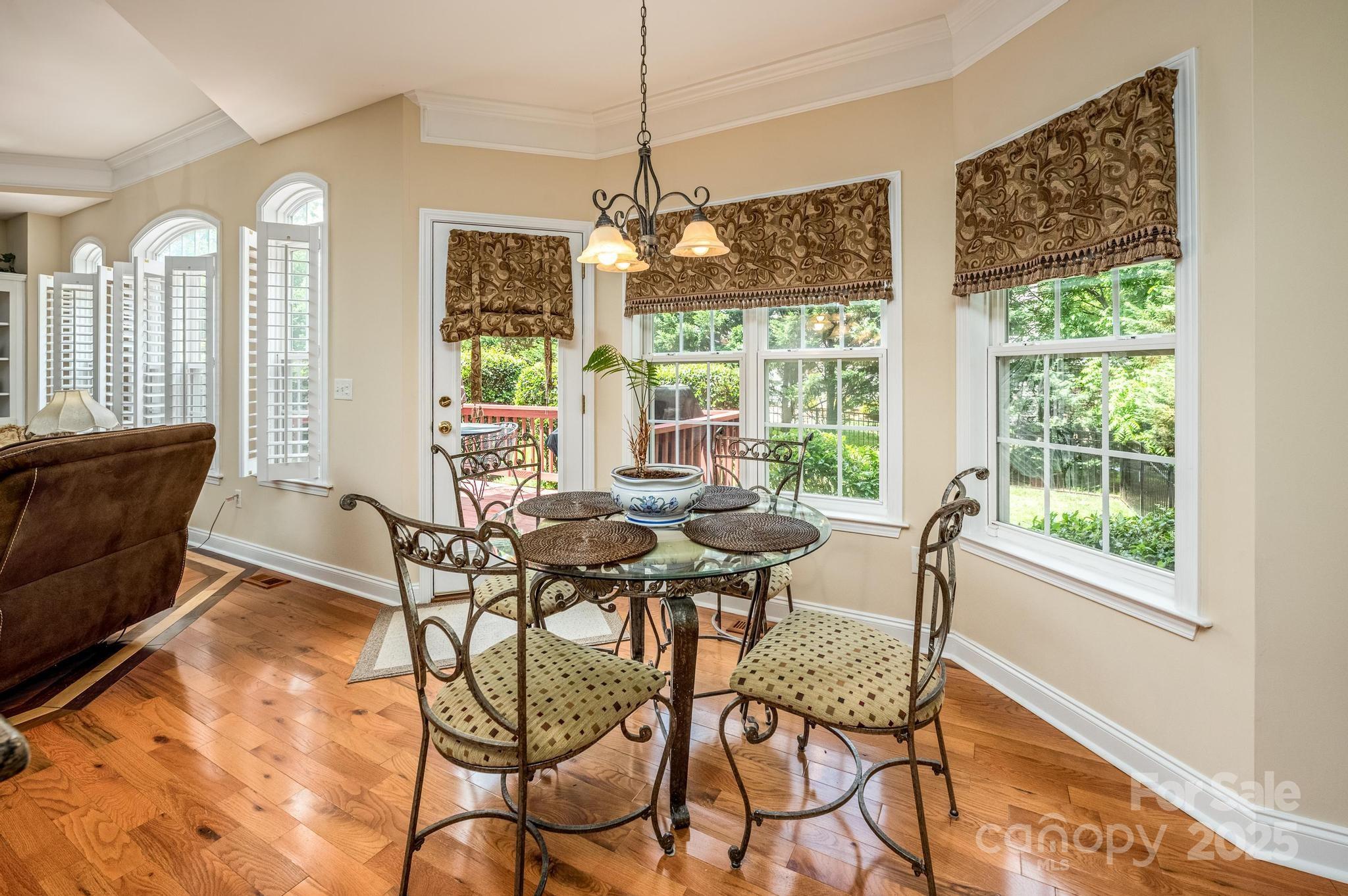 7245 Willow Brook Court
