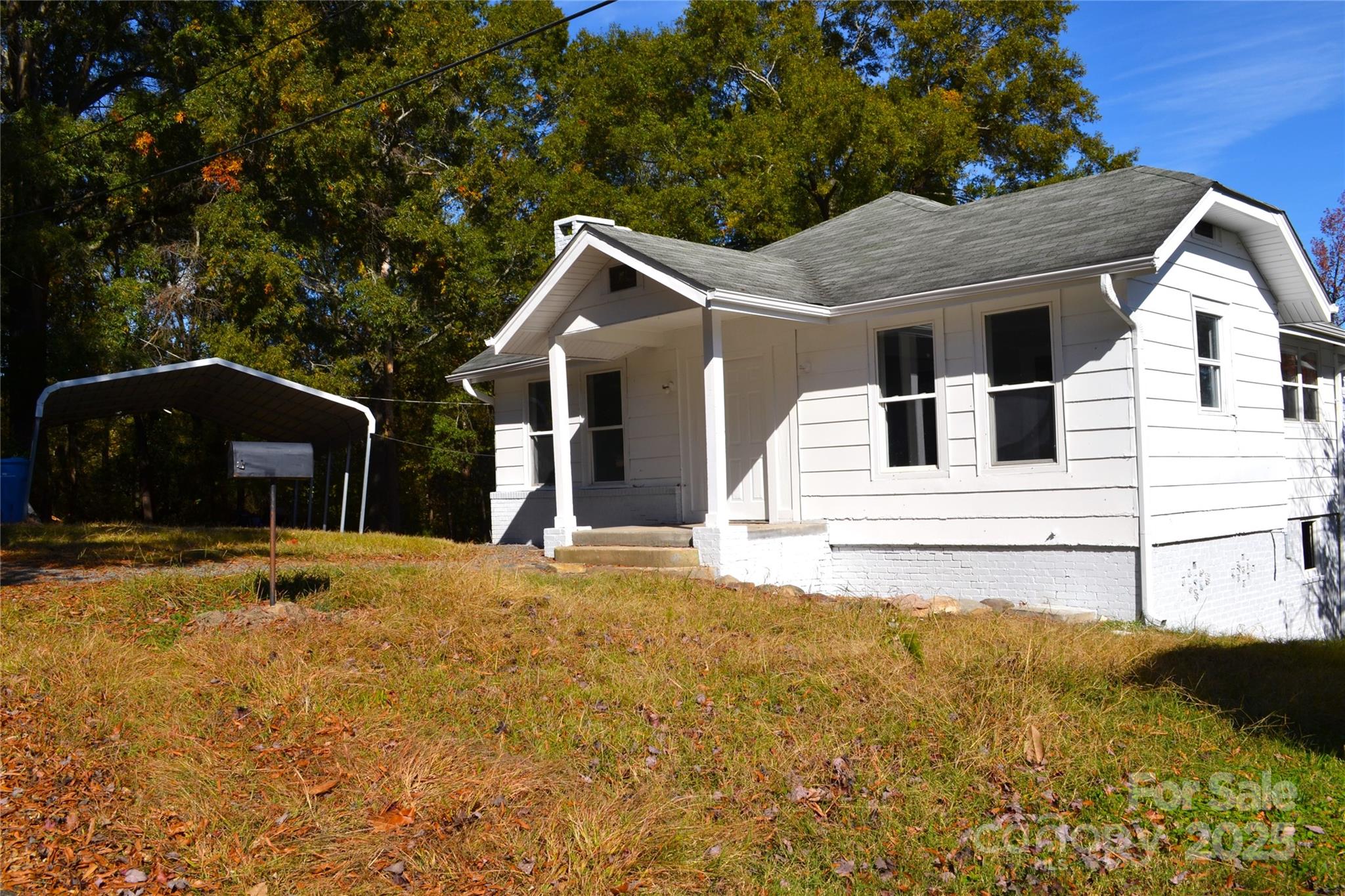 1240 Hollywood Terrace