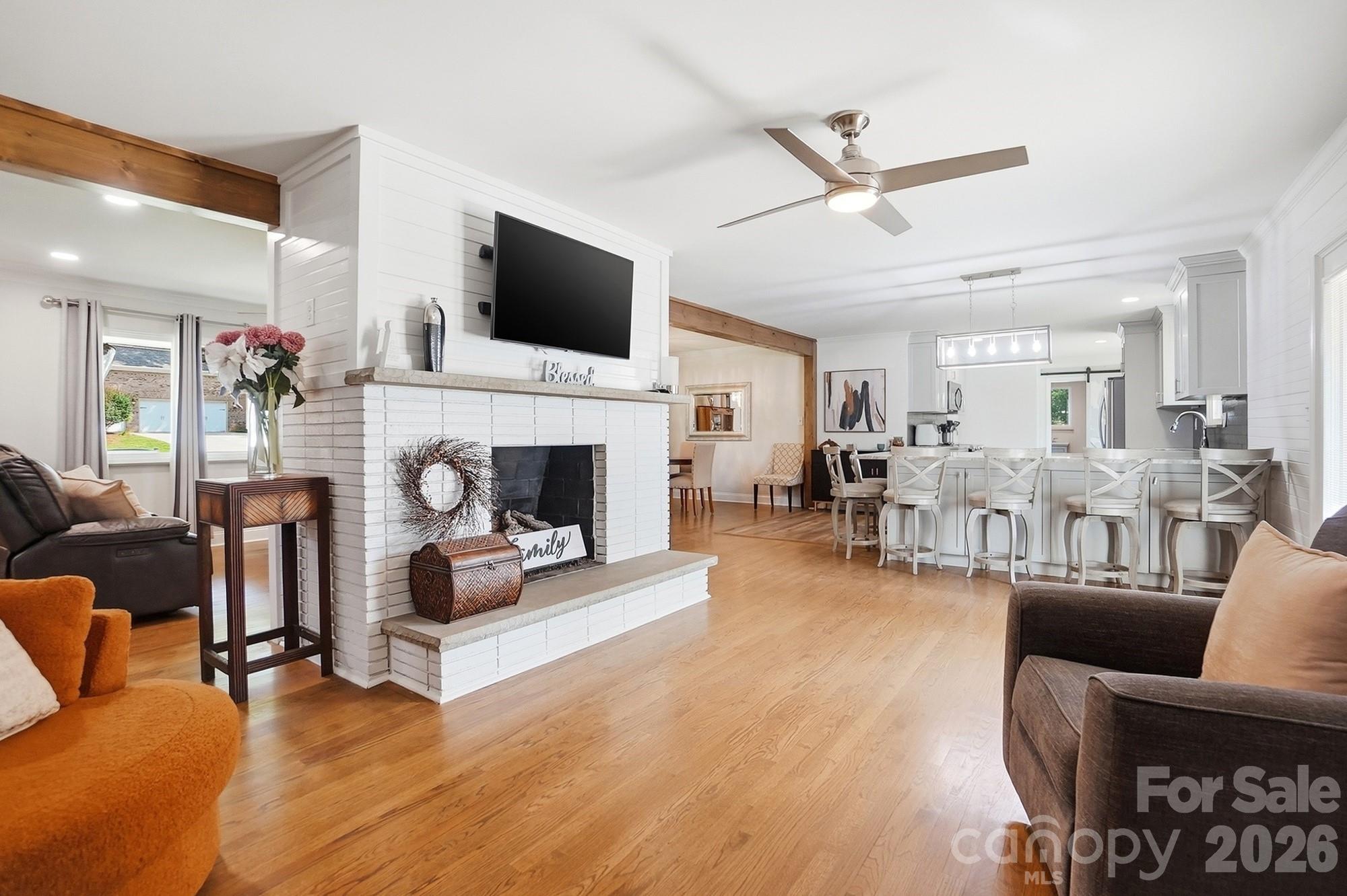 1405 Colony Road