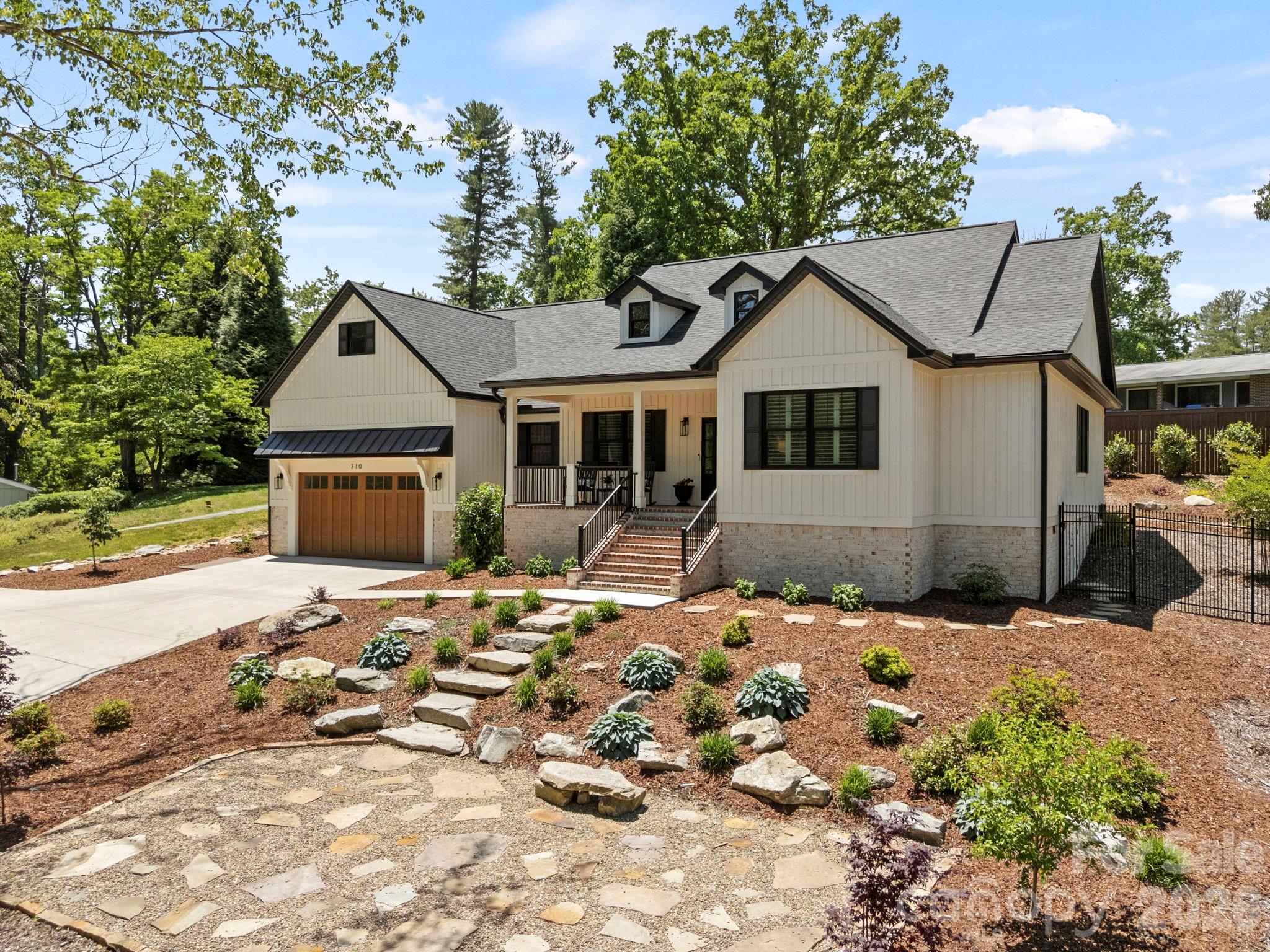710 Knollwood Drive