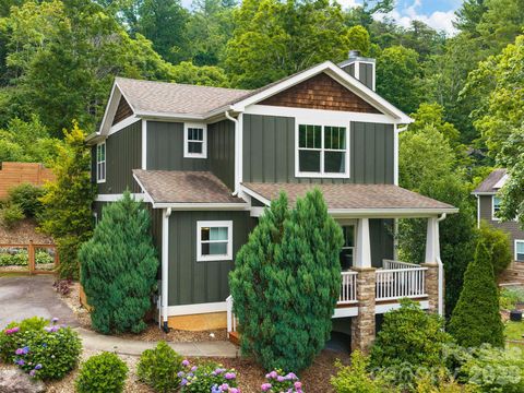 Photo of 80 Bassett Road, Asheville, NC 28804 (MLS # 4398576)
