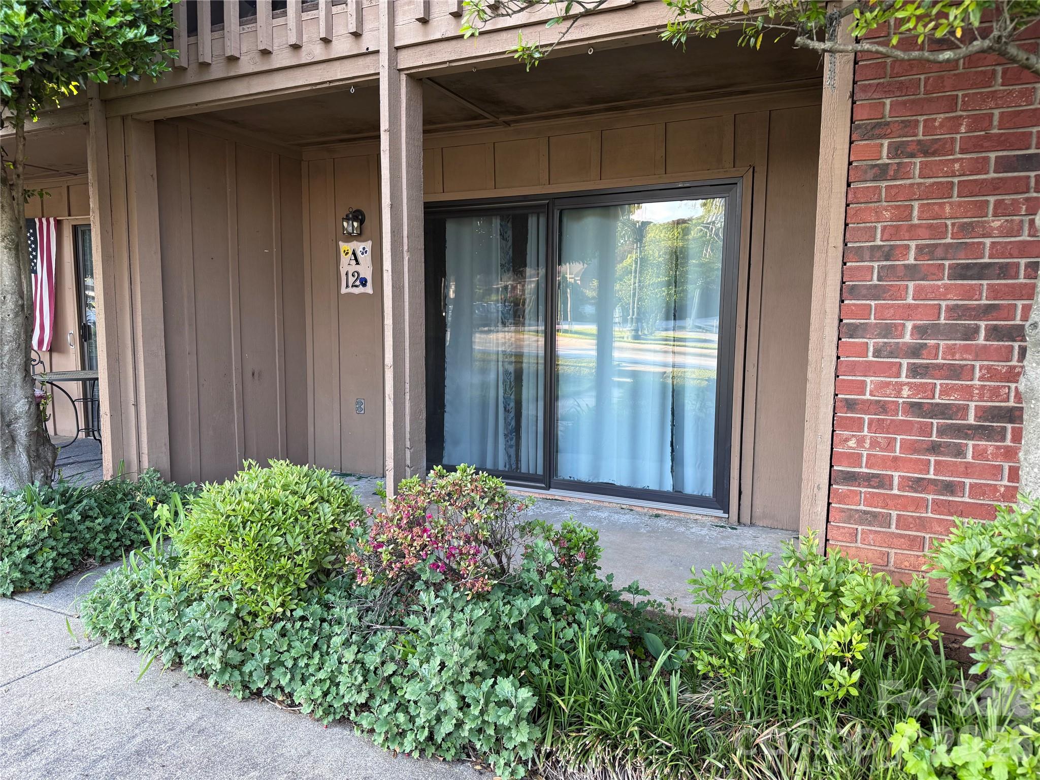 427 6th Avenue W A-12