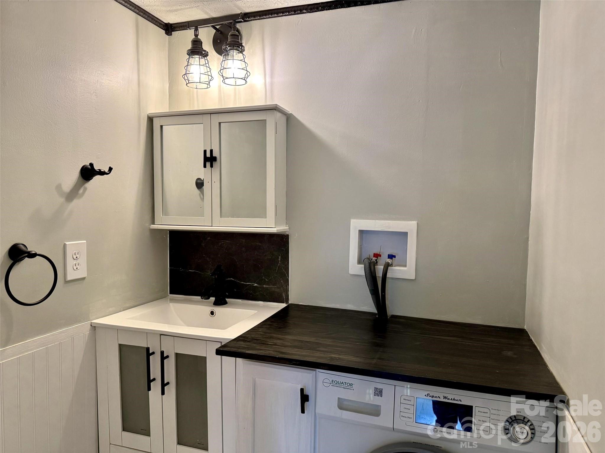 Holly Crest - Residential