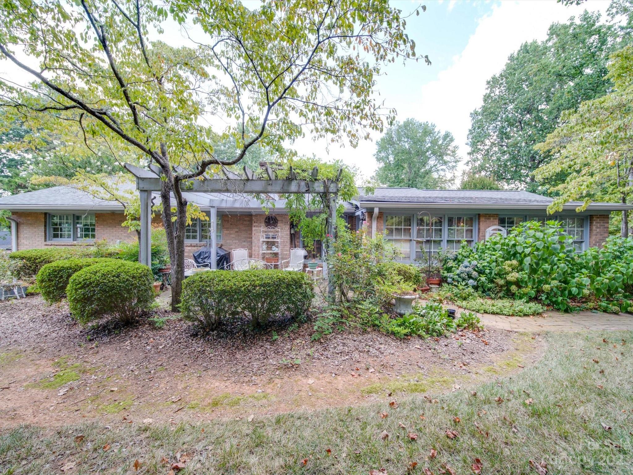 Hilltop Acres - Residential