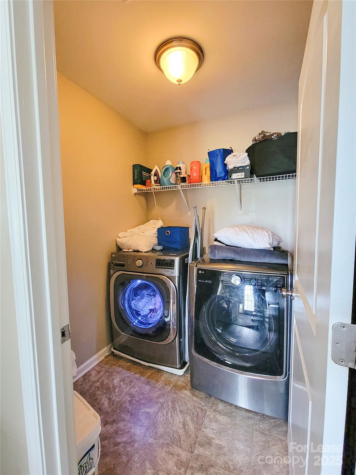 Riverwalk - Residential Lease