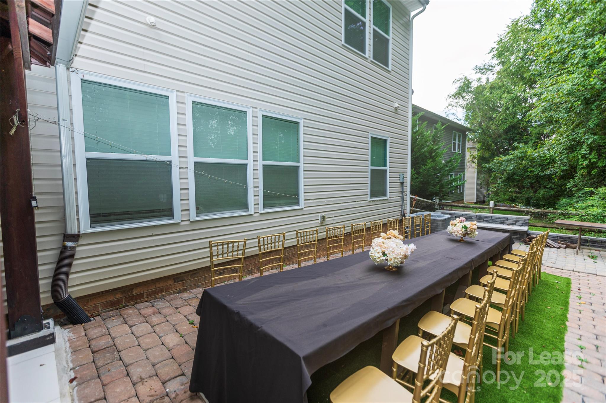 Riverwalk - Residential Lease