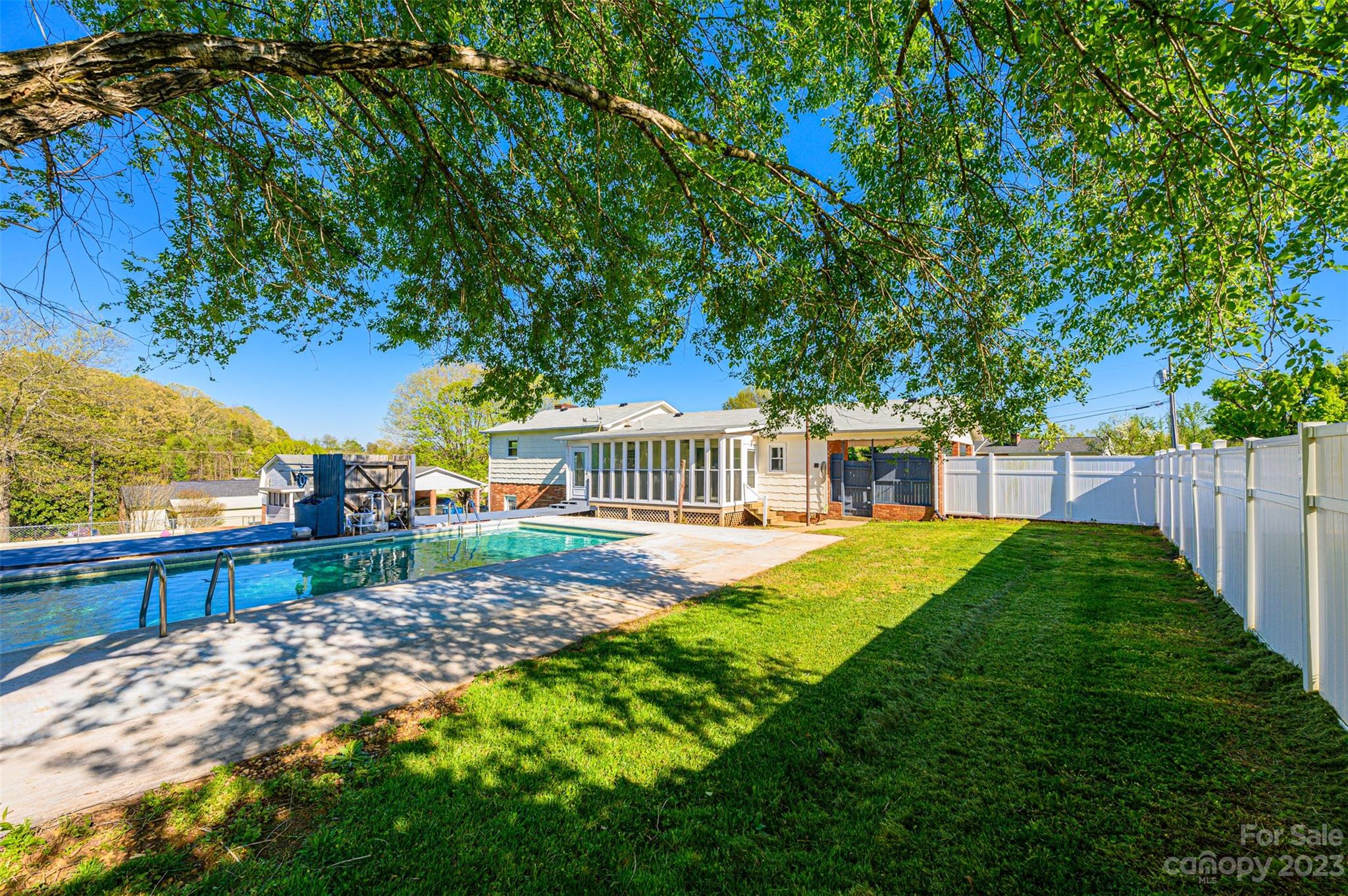 Western Plaza - Residential