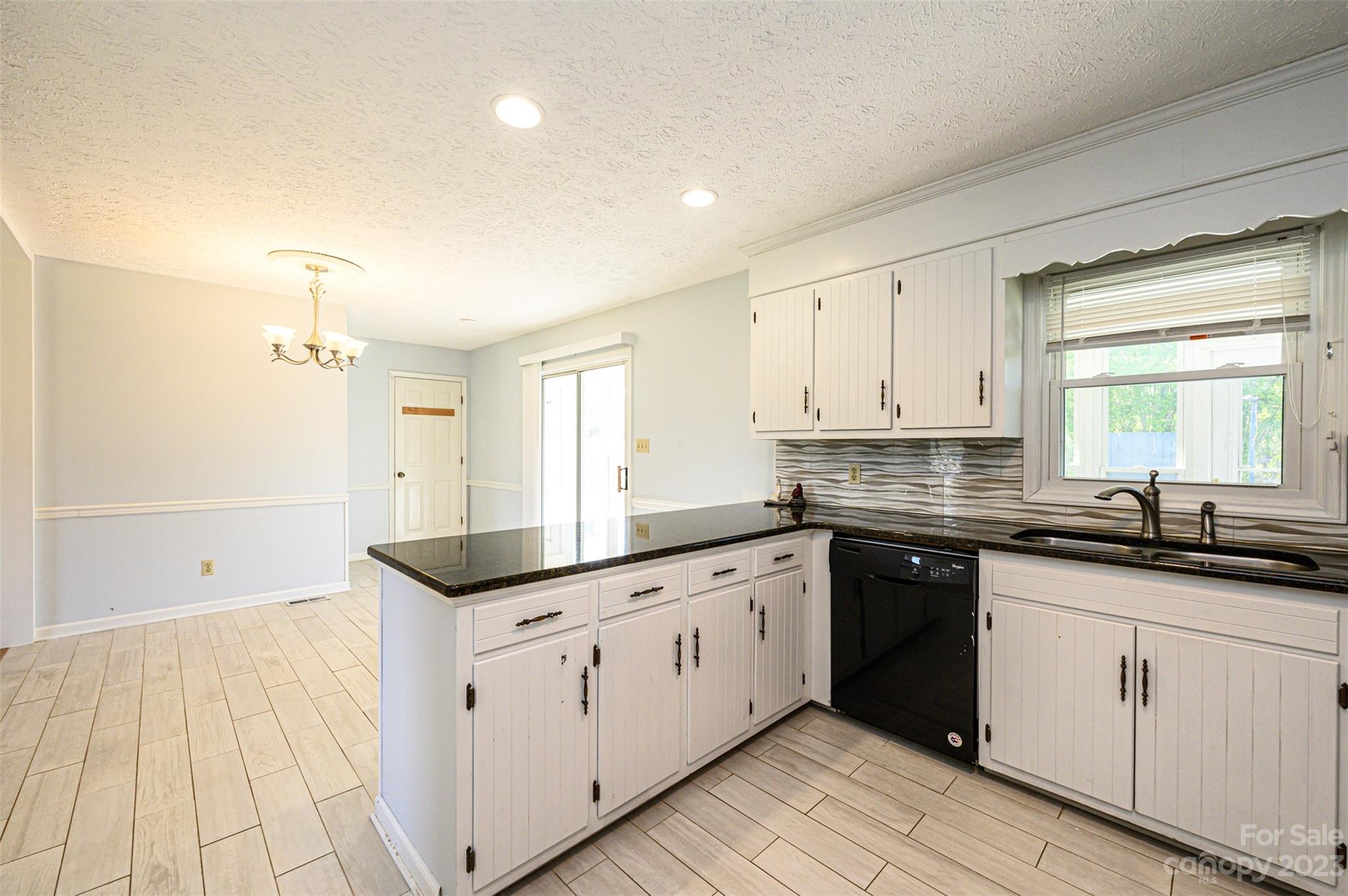 Western Plaza - Residential