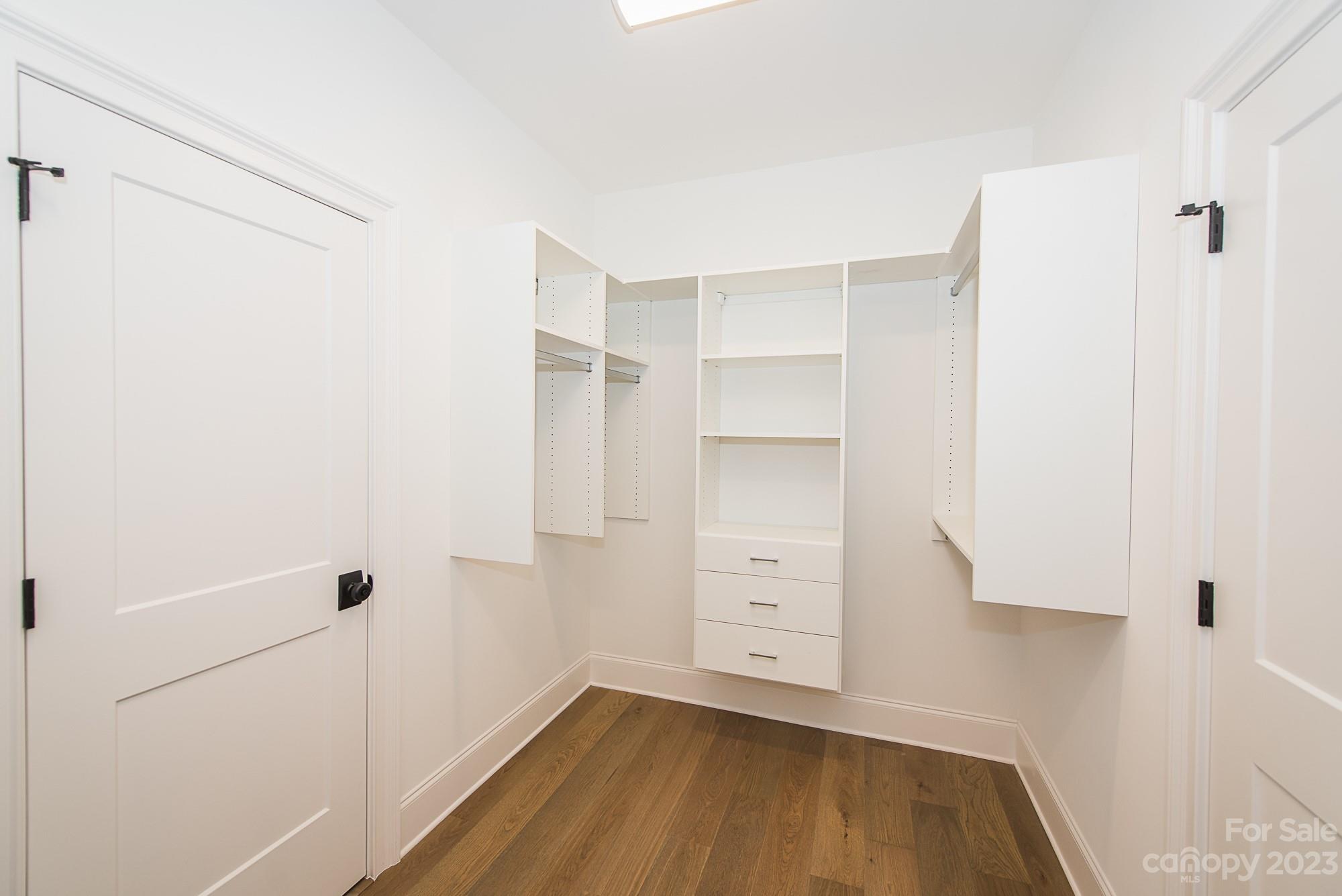 LakeWalk - Residential