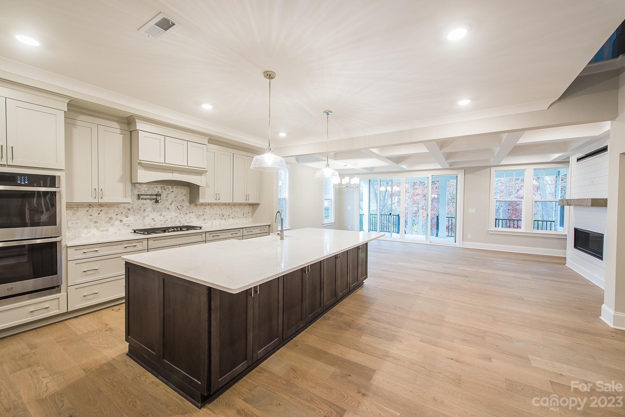 LakeWalk - Residential