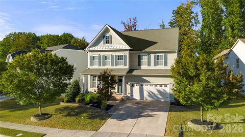 Photo of 15504 Oleander Drive, Charlotte, NC 28278 (MLS # 4382606)