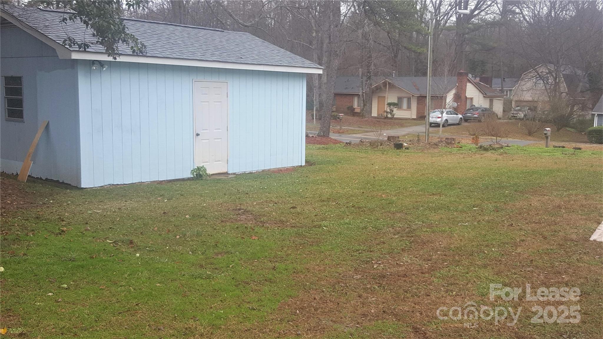 Four Seasons - Residential Lease