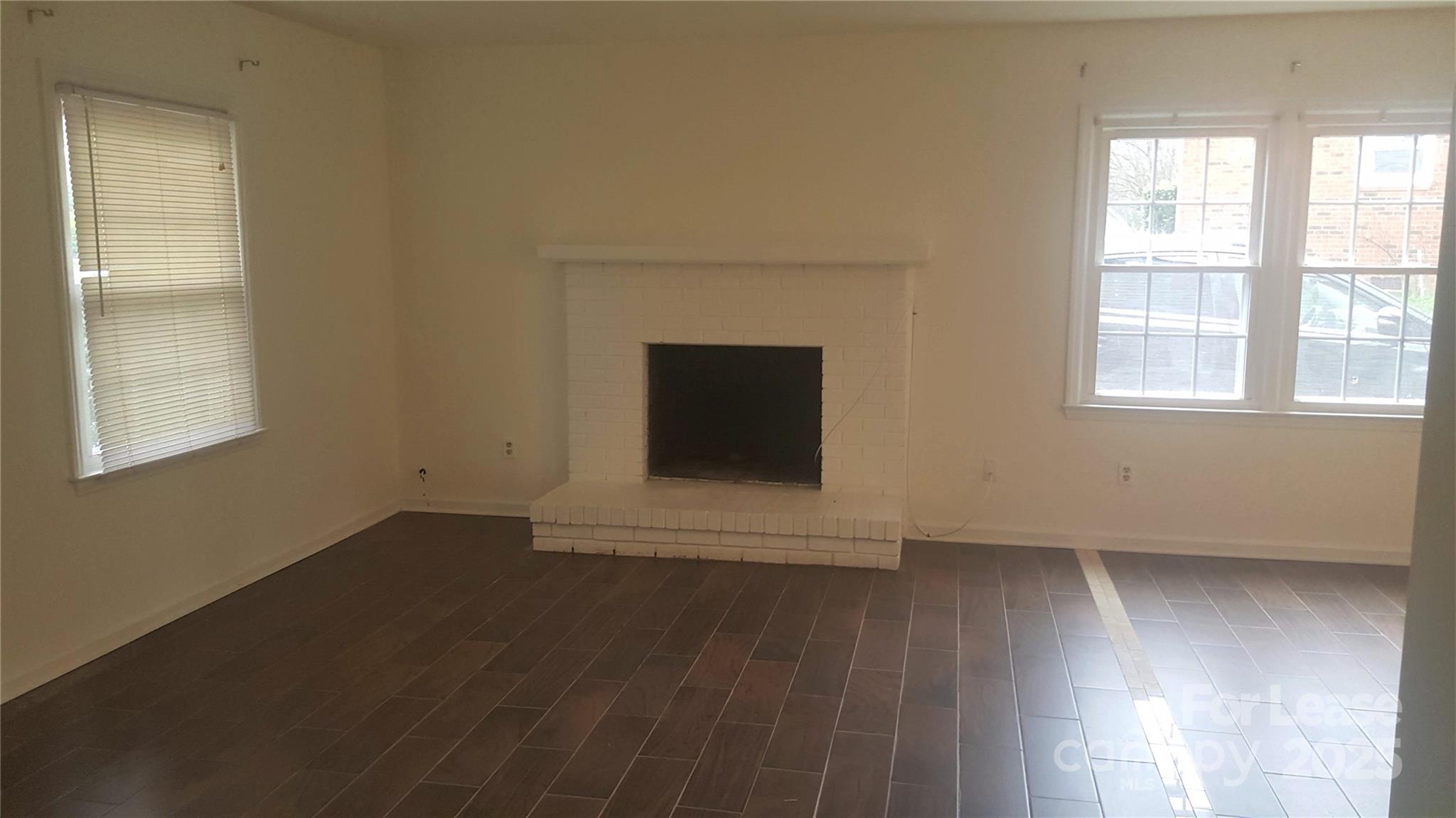 Four Seasons - Residential Lease