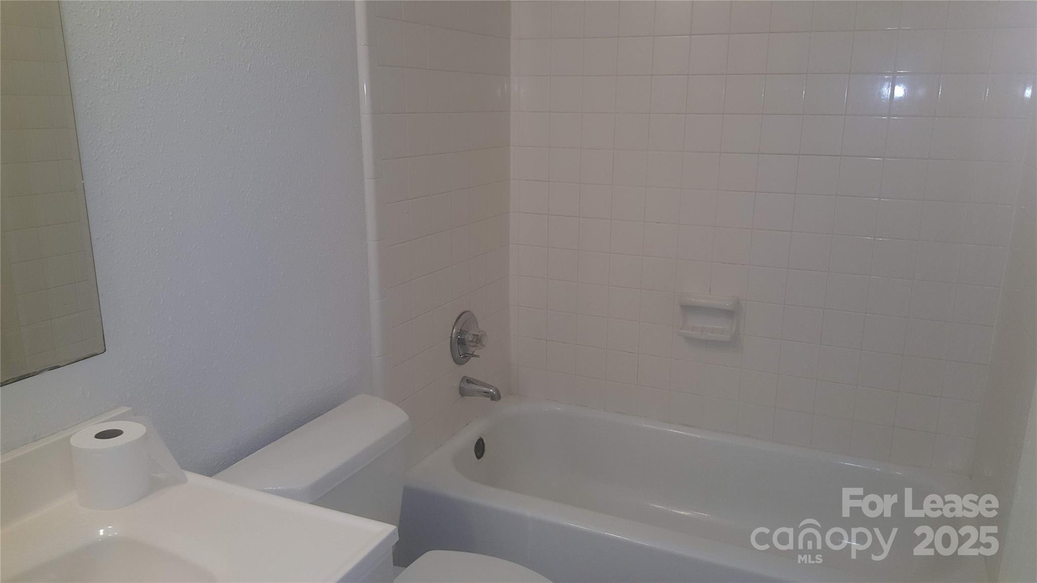 Four Seasons - Residential Lease