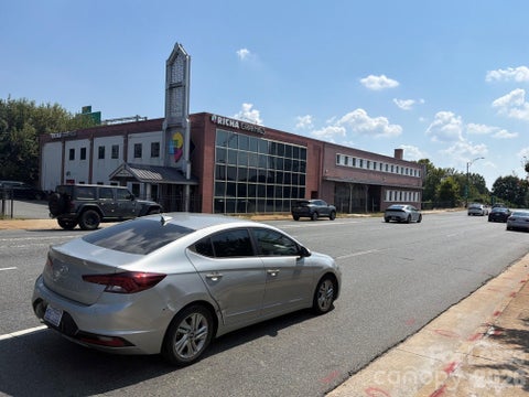 Photo of 800 N College Street N, Charlotte, NC 28206 (MLS # 4421357)