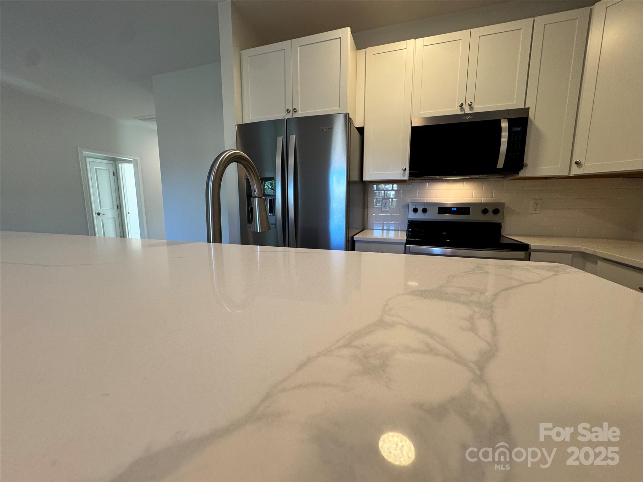 2113 Confederate Street