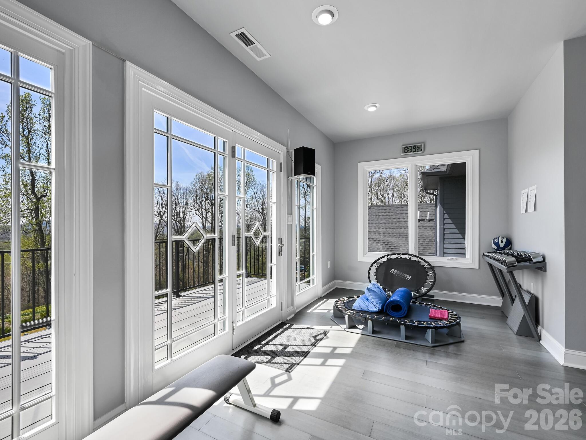 Laurel Park - Residential