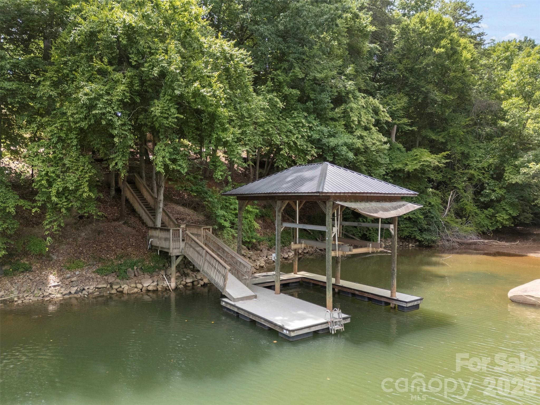 543 Kenway Loop