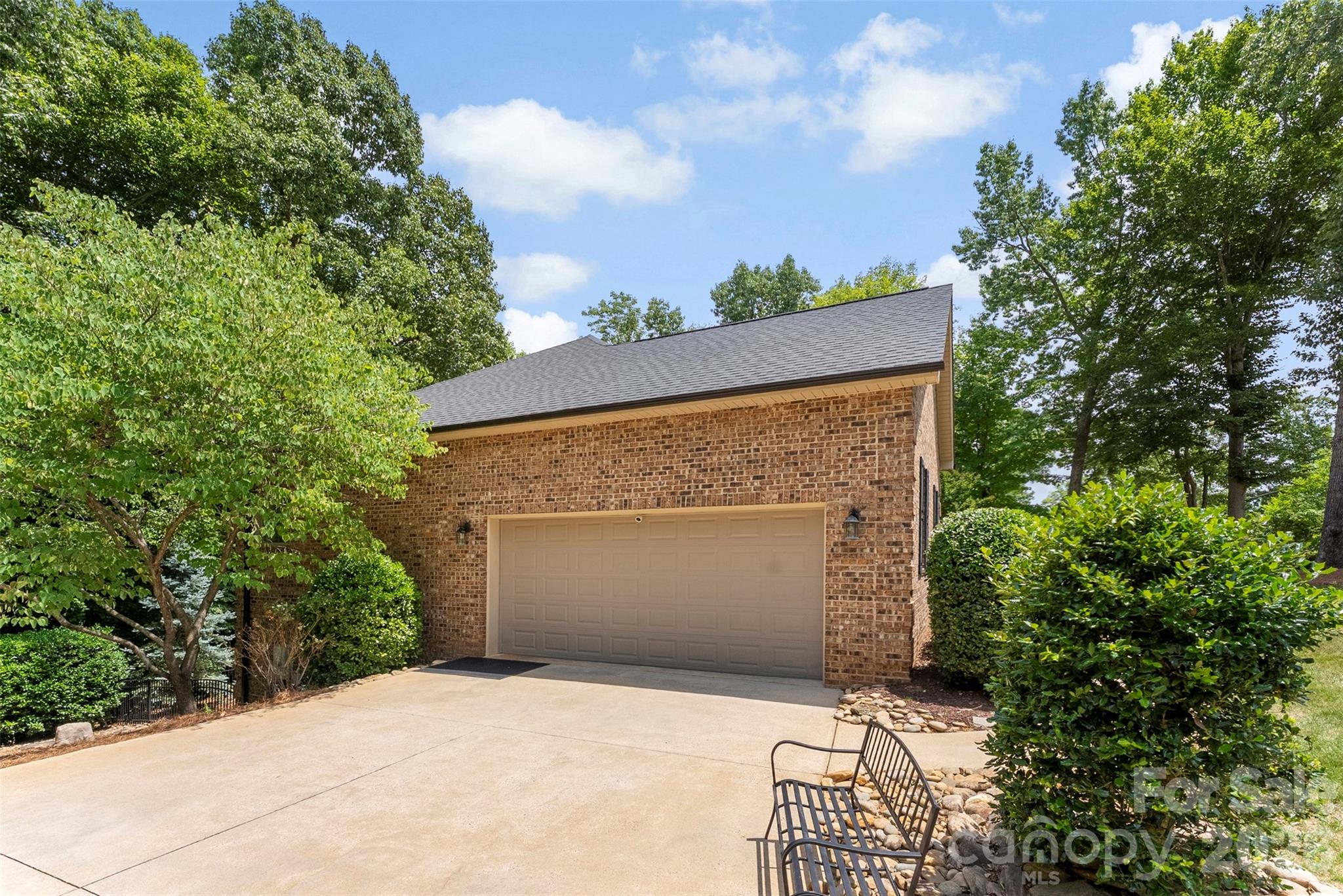 543 Kenway Loop