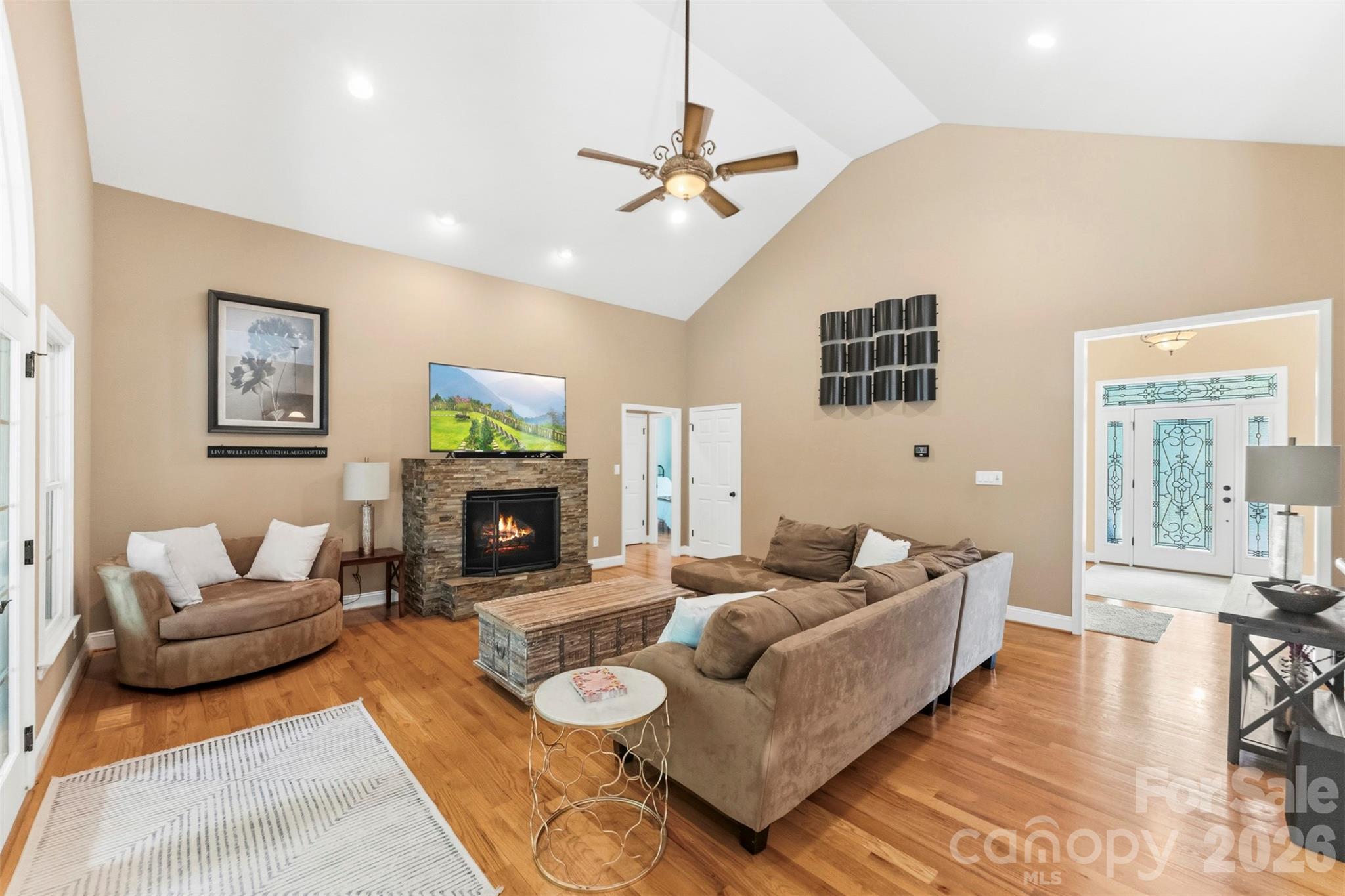 543 Kenway Loop