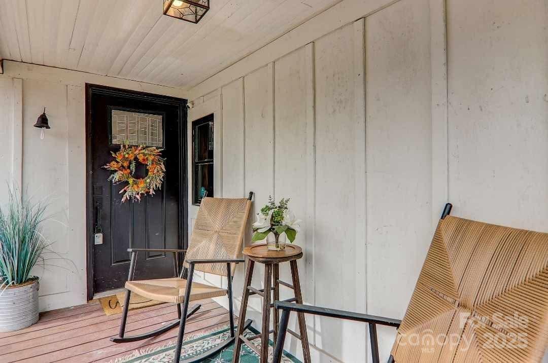 14 Old Mater Farm Road