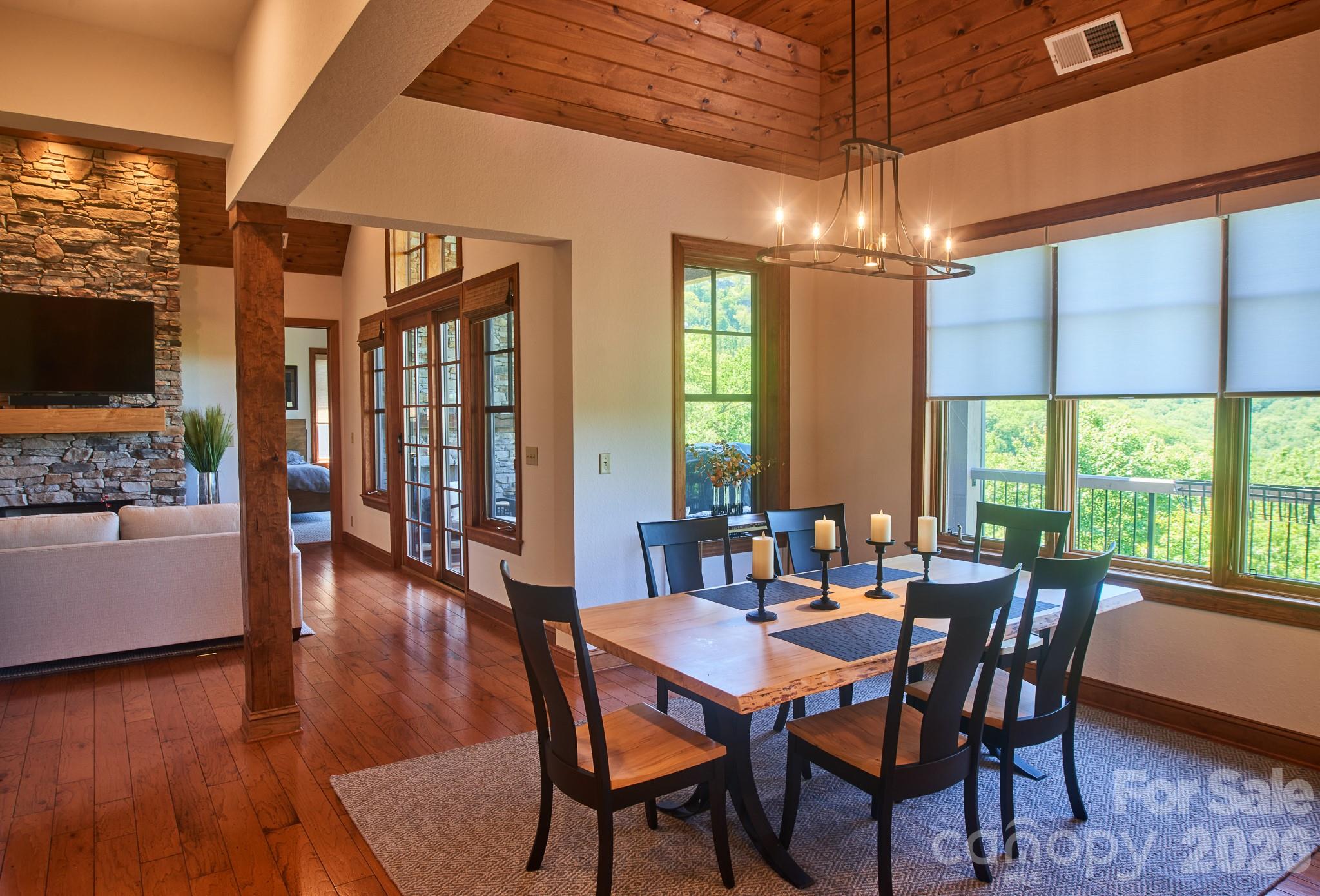 MOUNTAIN AIR - Residential