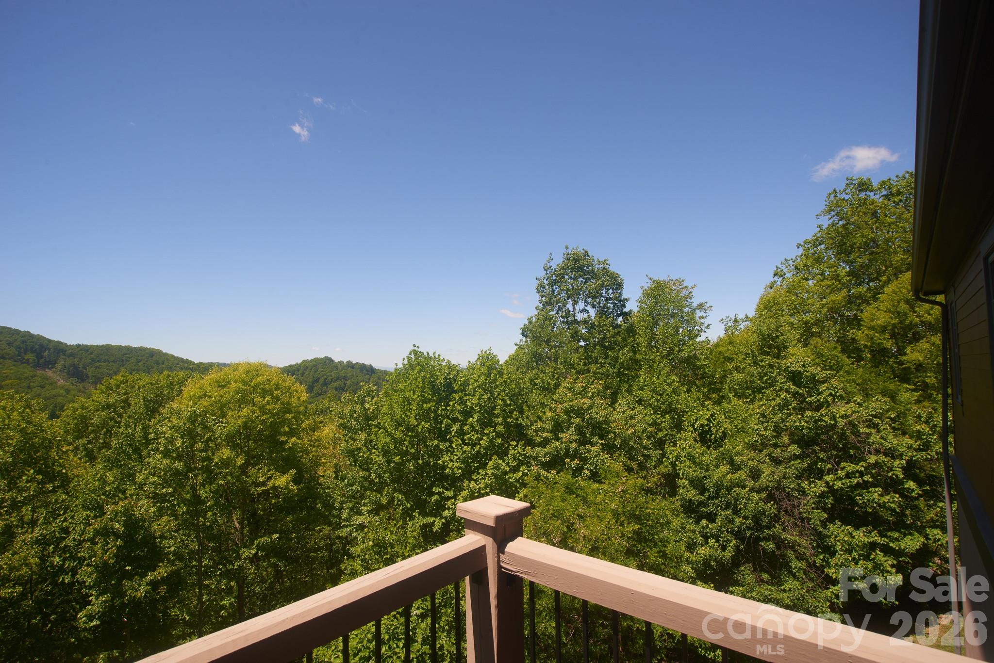 MOUNTAIN AIR - Residential