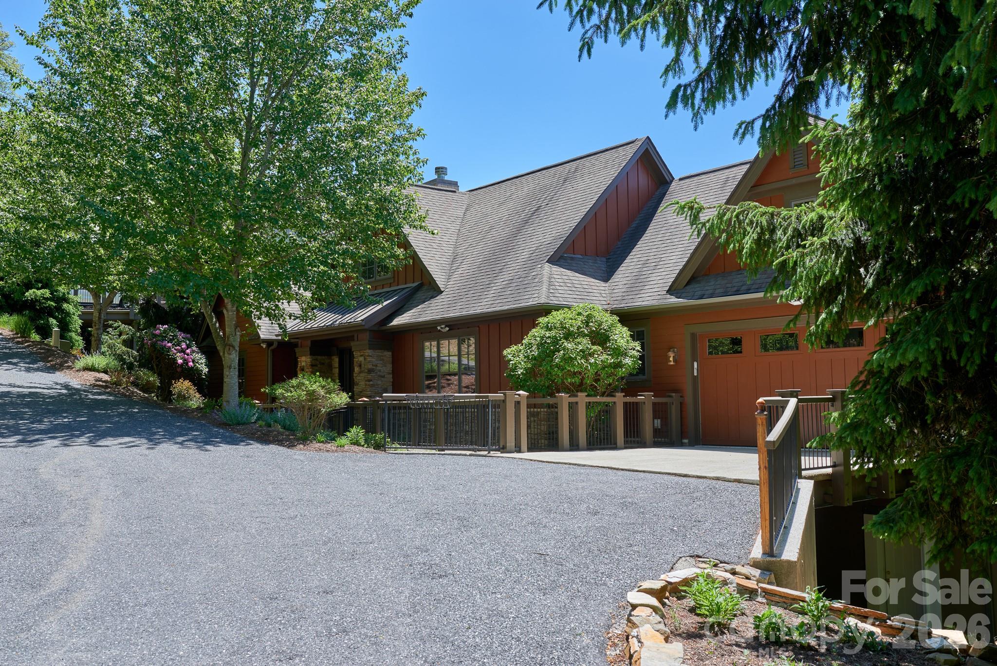 MOUNTAIN AIR - Residential