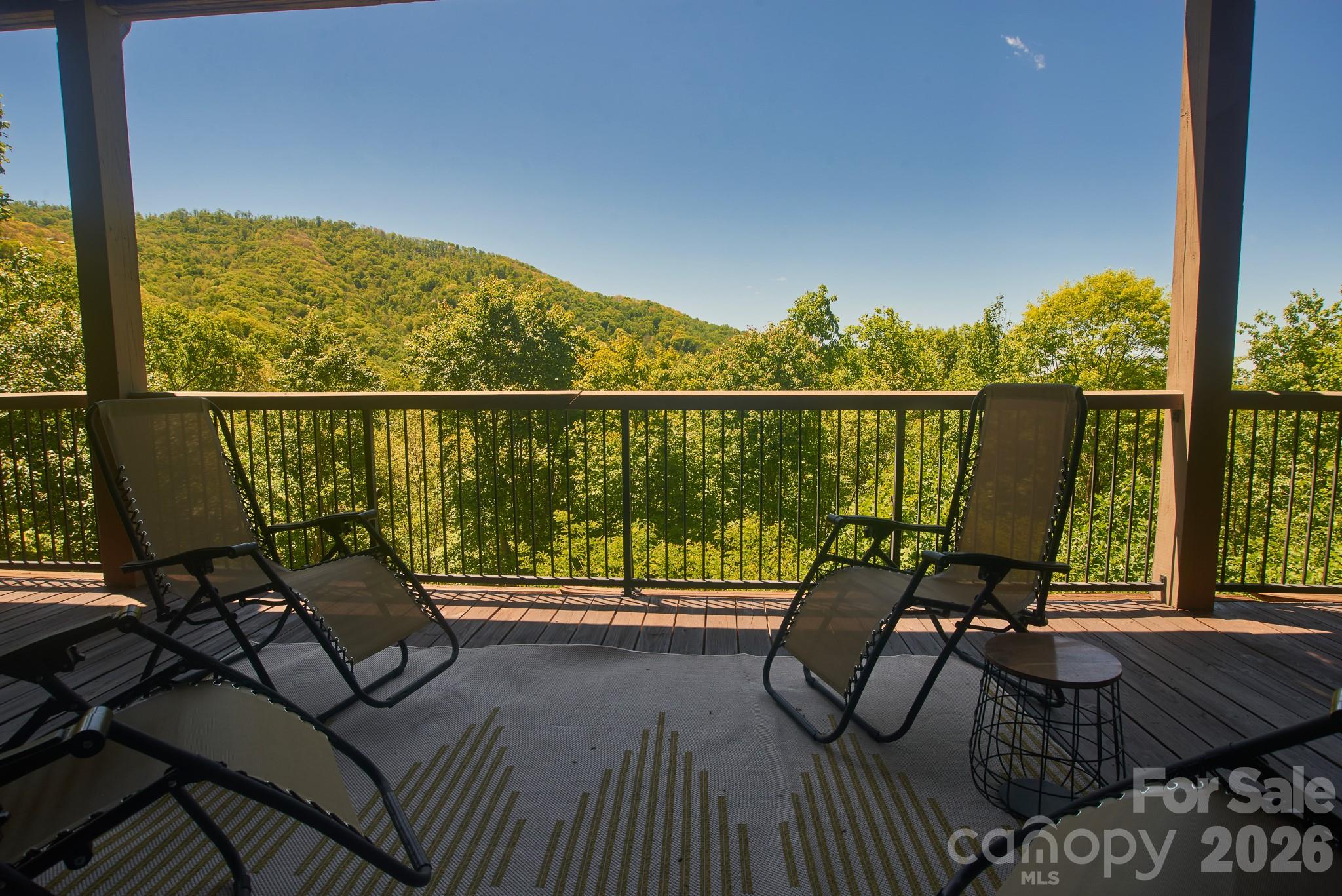 MOUNTAIN AIR - Residential