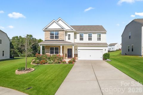 Photo of 202 Wrangell Drive, Mooresville, NC 28117 (MLS # 4334347)