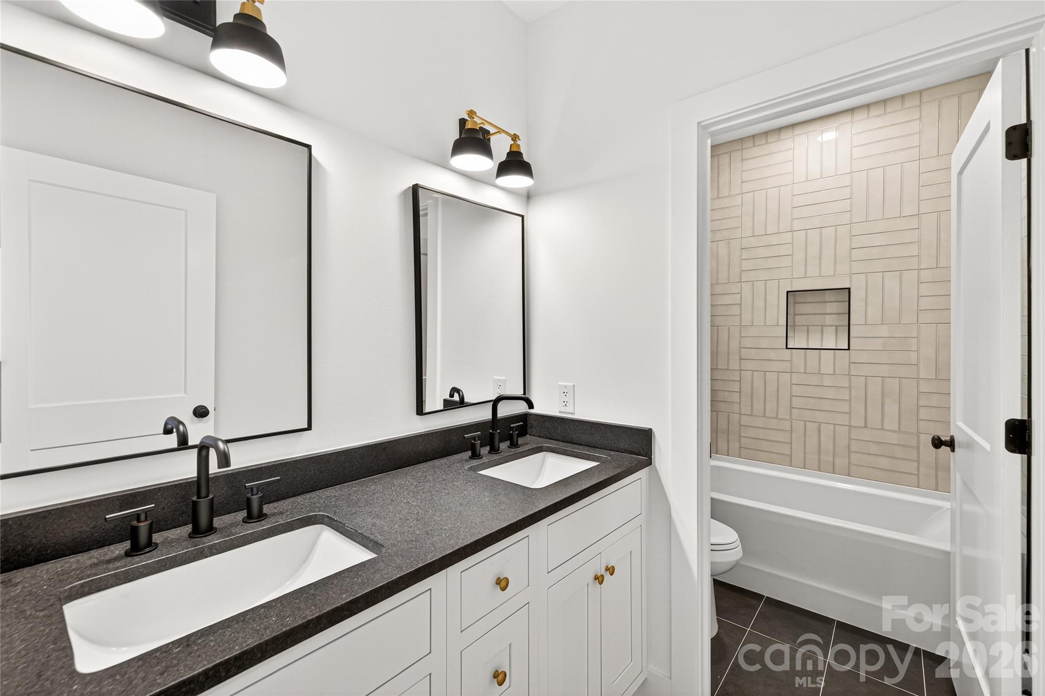 Branch Woods - Residential