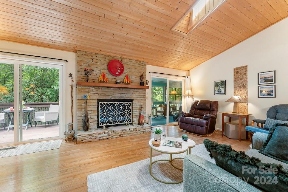Connestee Falls - Residential