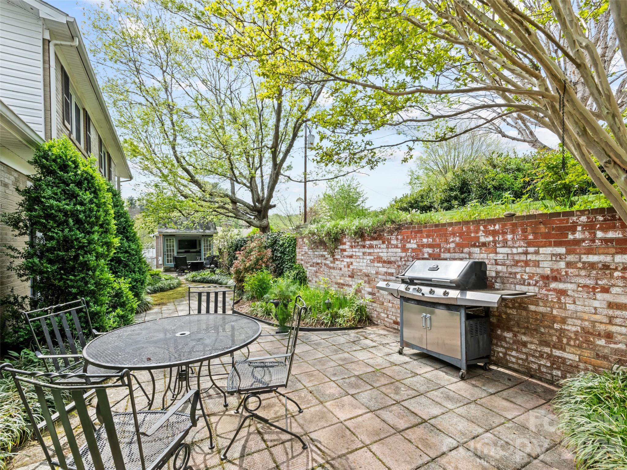 Golf View Estates - Residential