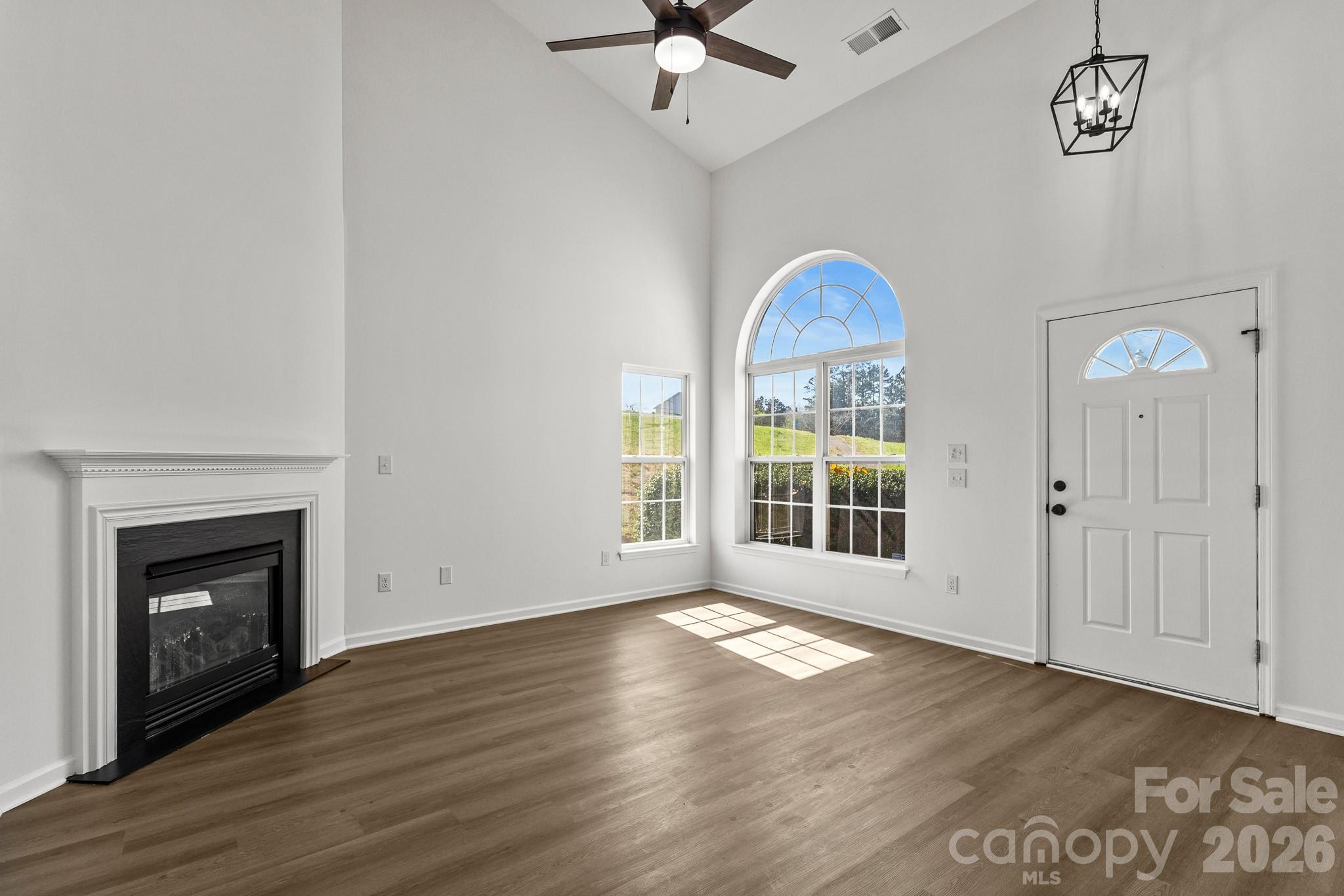 8458 Carolina Lily Lane