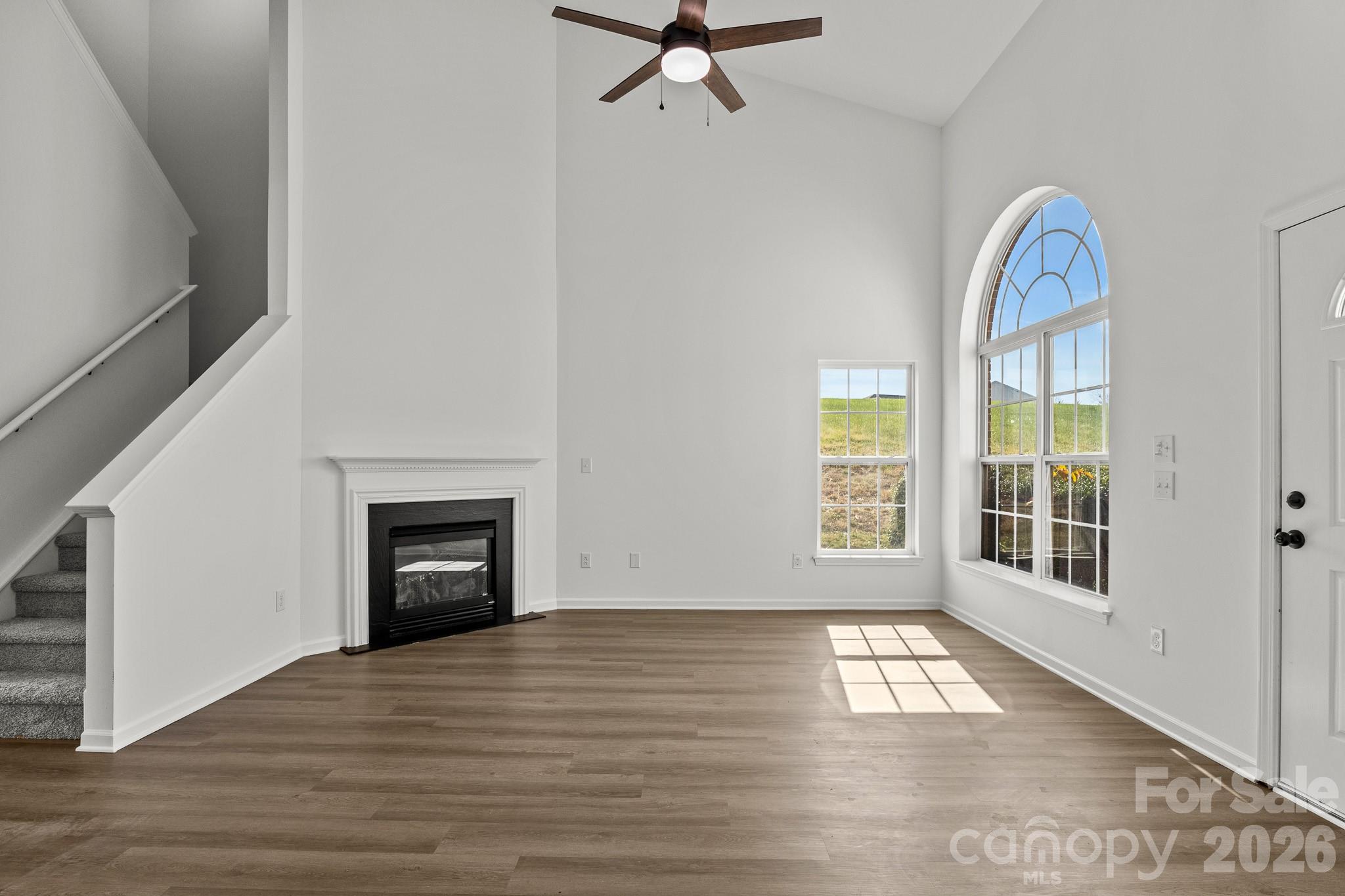 8458 Carolina Lily Lane