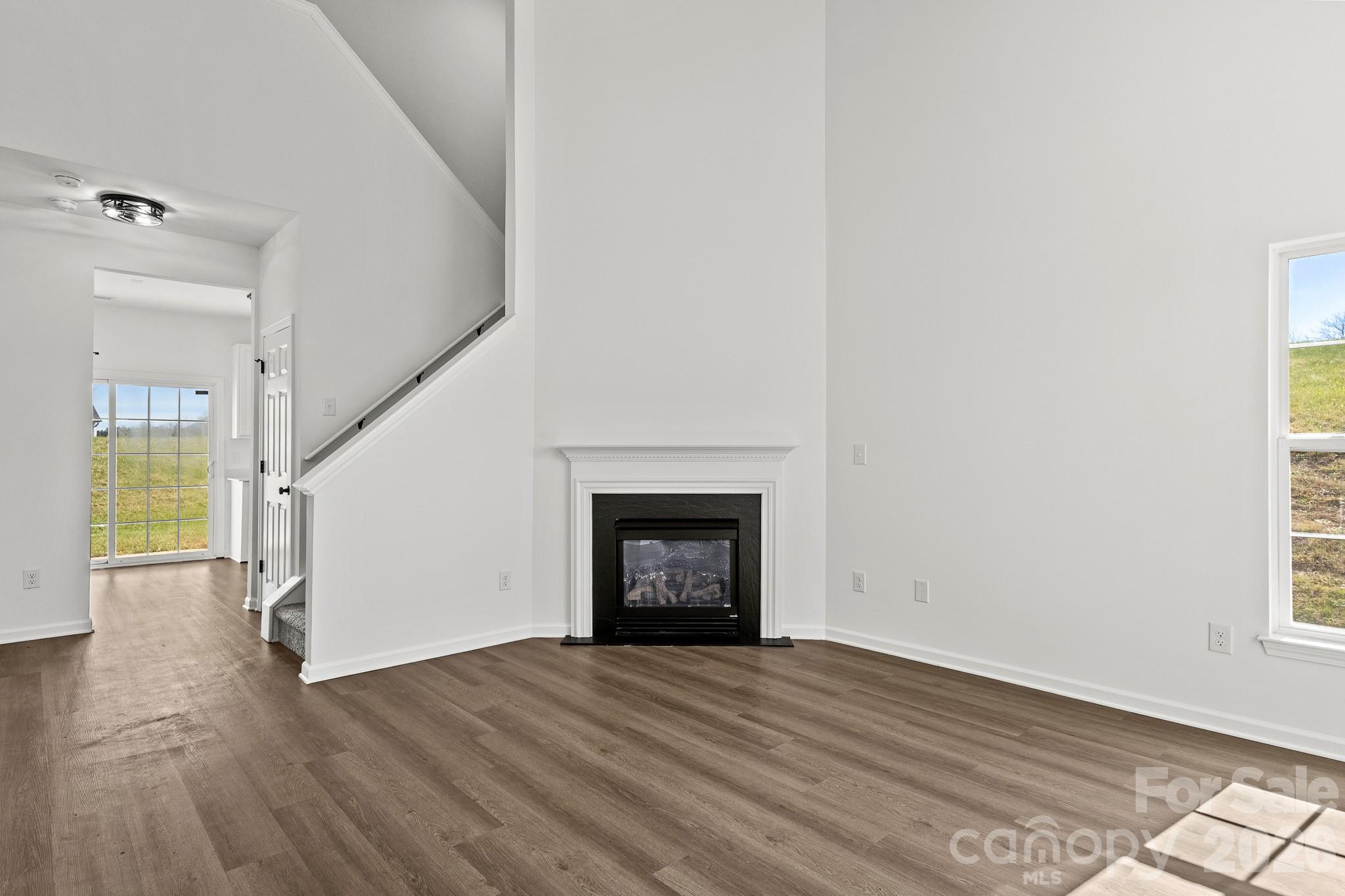 8458 Carolina Lily Lane