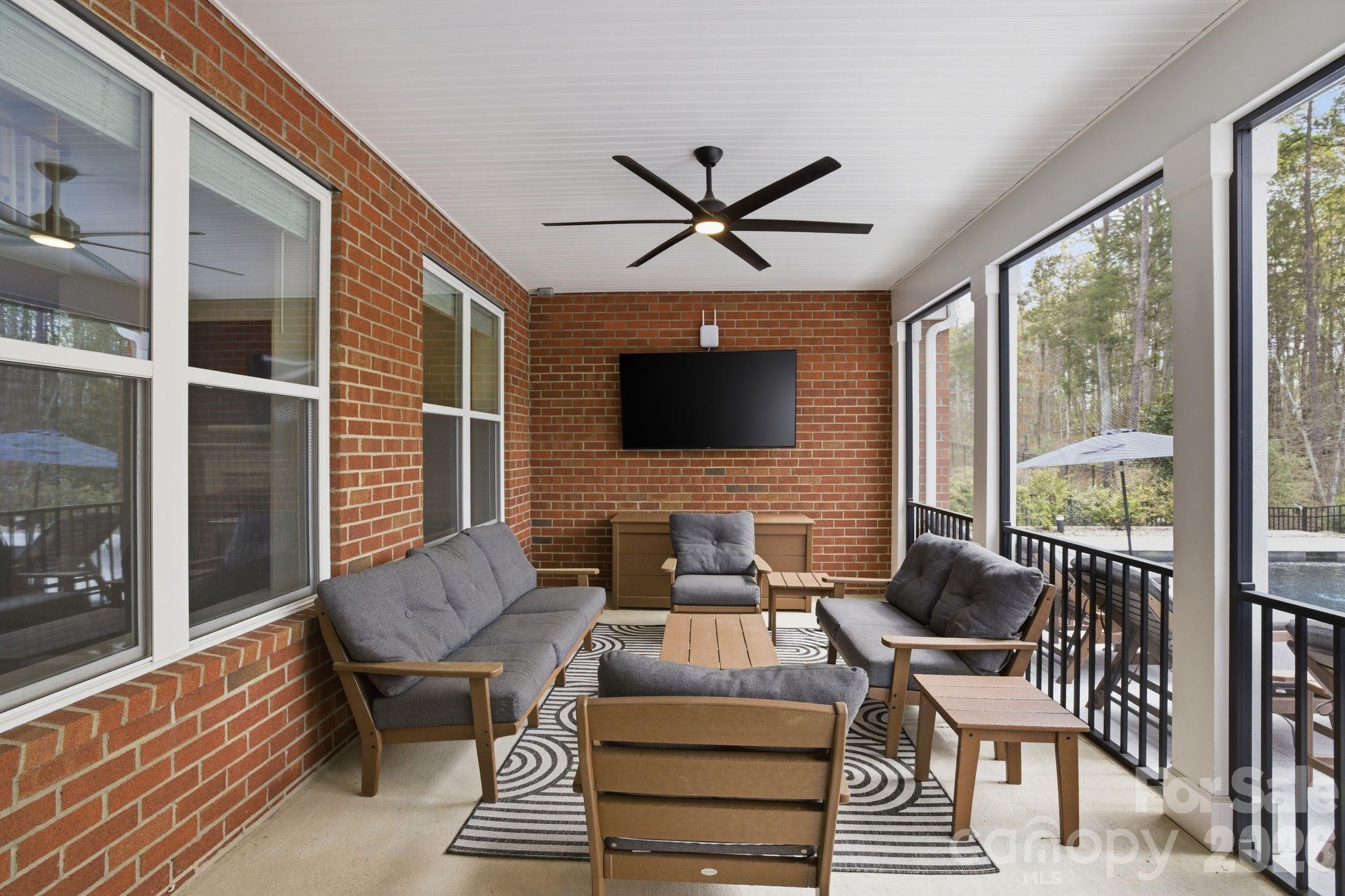 Beverly - Residential