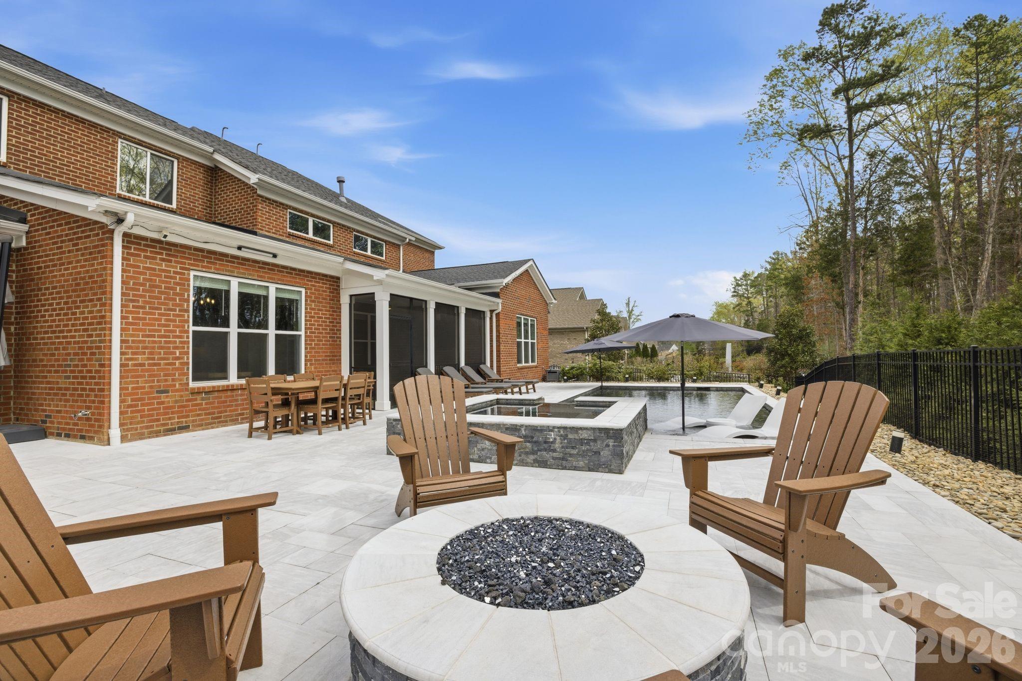 Beverly - Residential