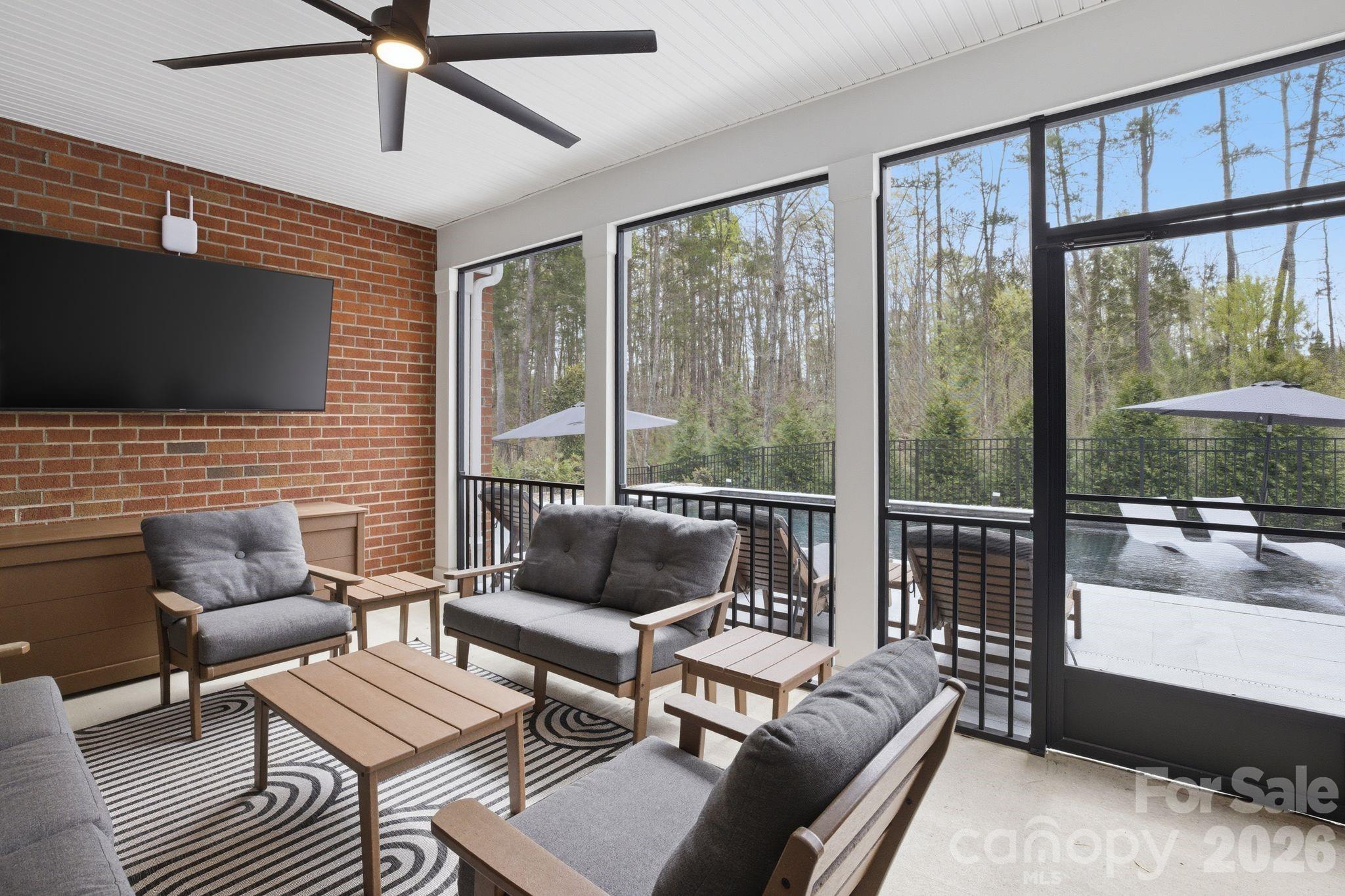 Beverly - Residential