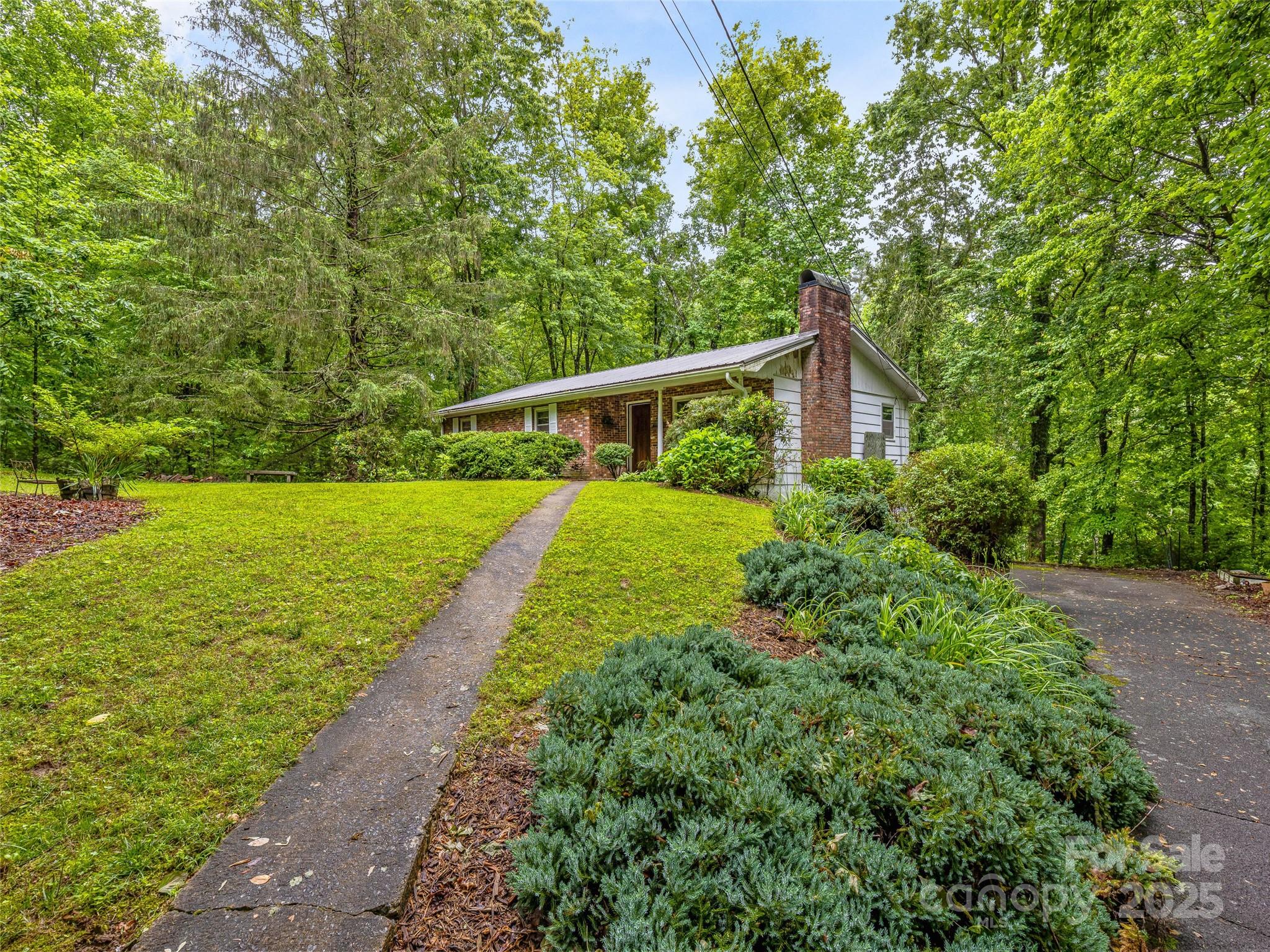 200 Valley Overlook Drive