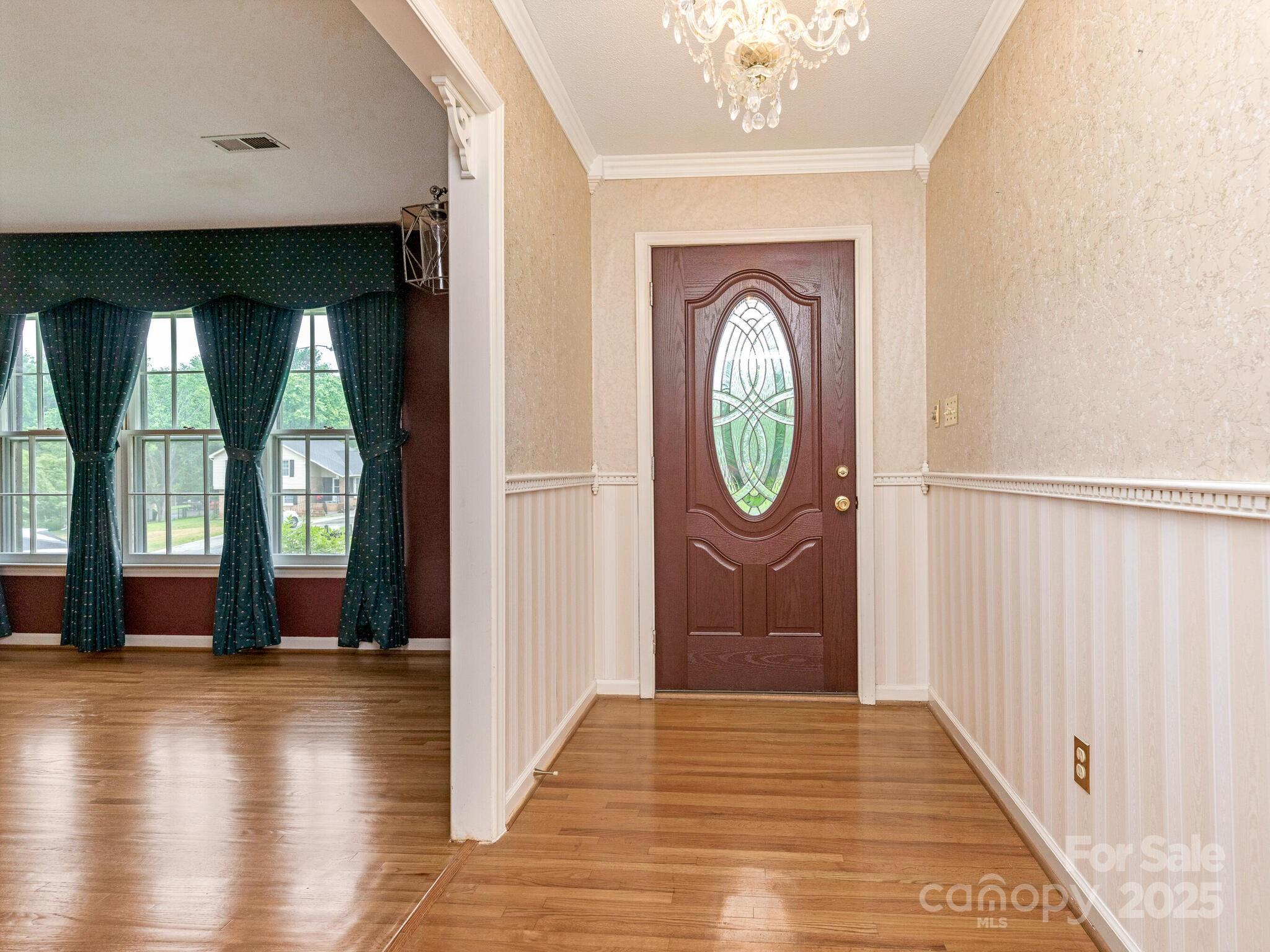 3408 Oak Tree Trail