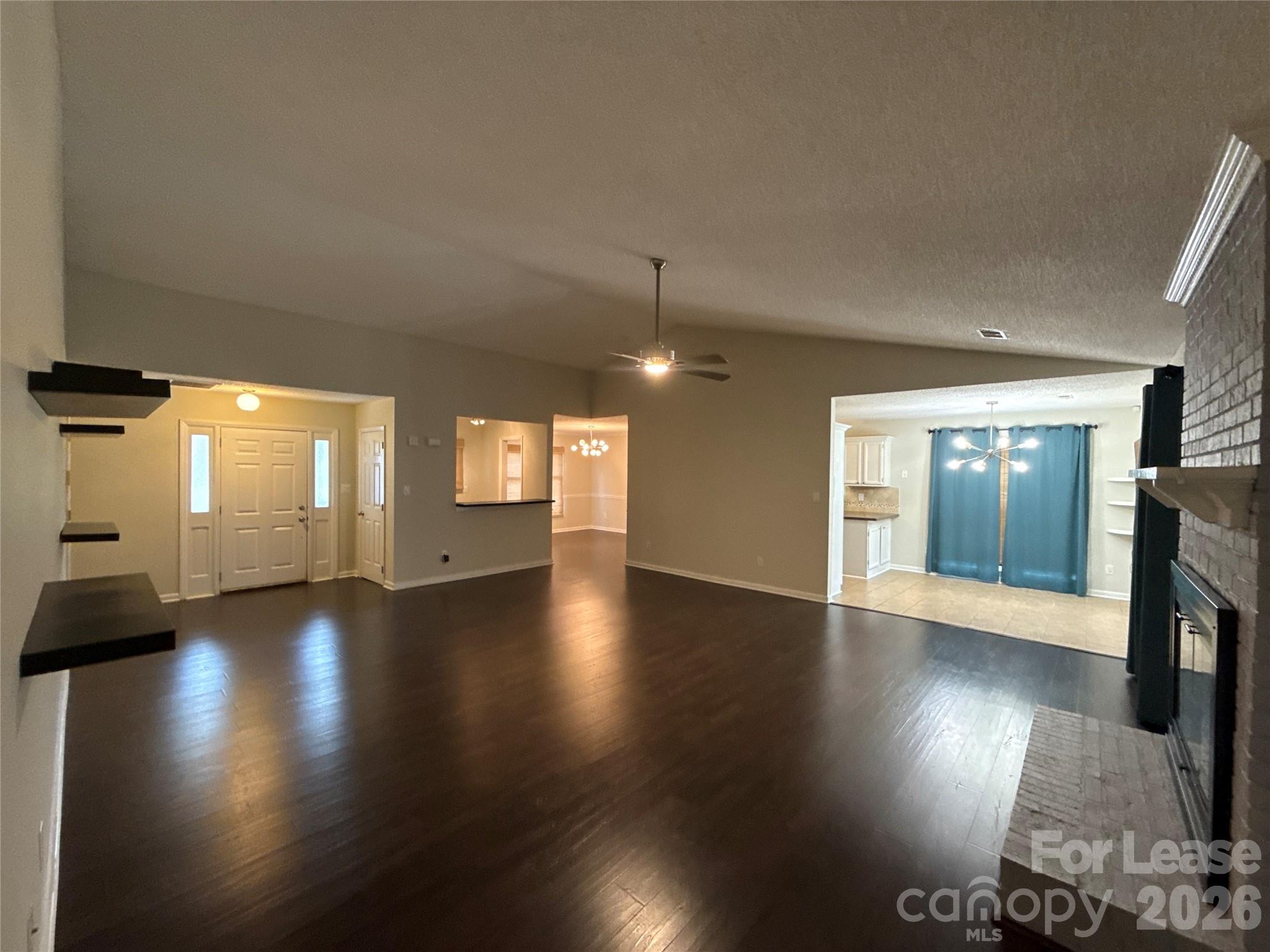 Martin Lakes - Residential Lease