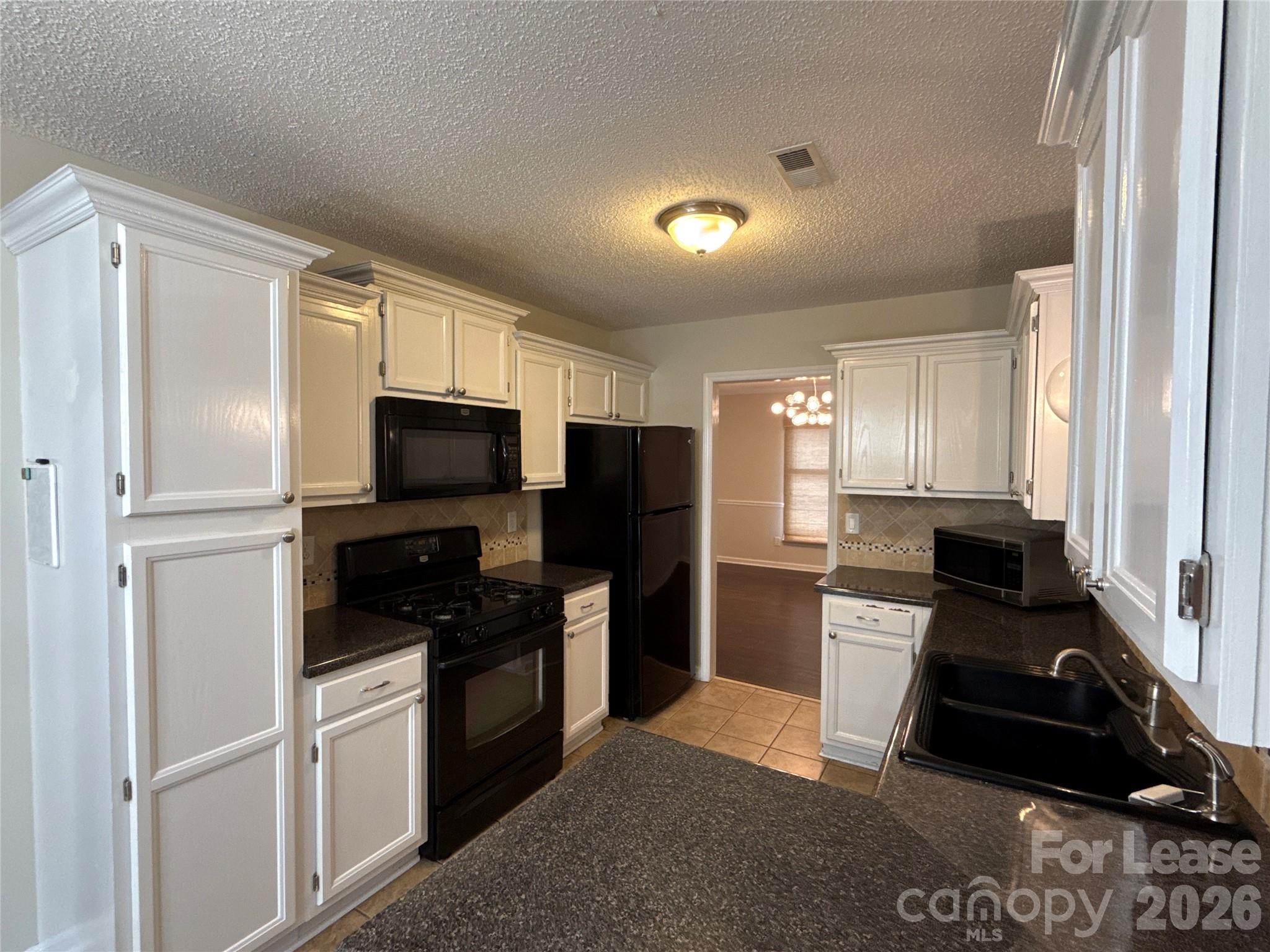 Martin Lakes - Residential Lease