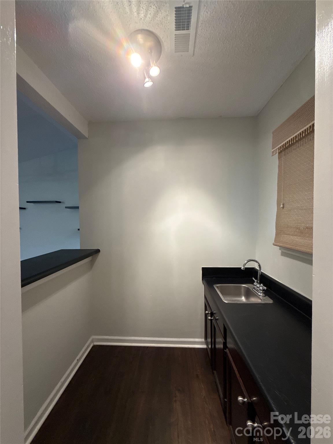 Martin Lakes - Residential Lease