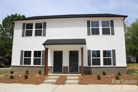 Photo of 574 W Park Avenue #B, Mooresville, NC 28115 (MLS # 4378219)